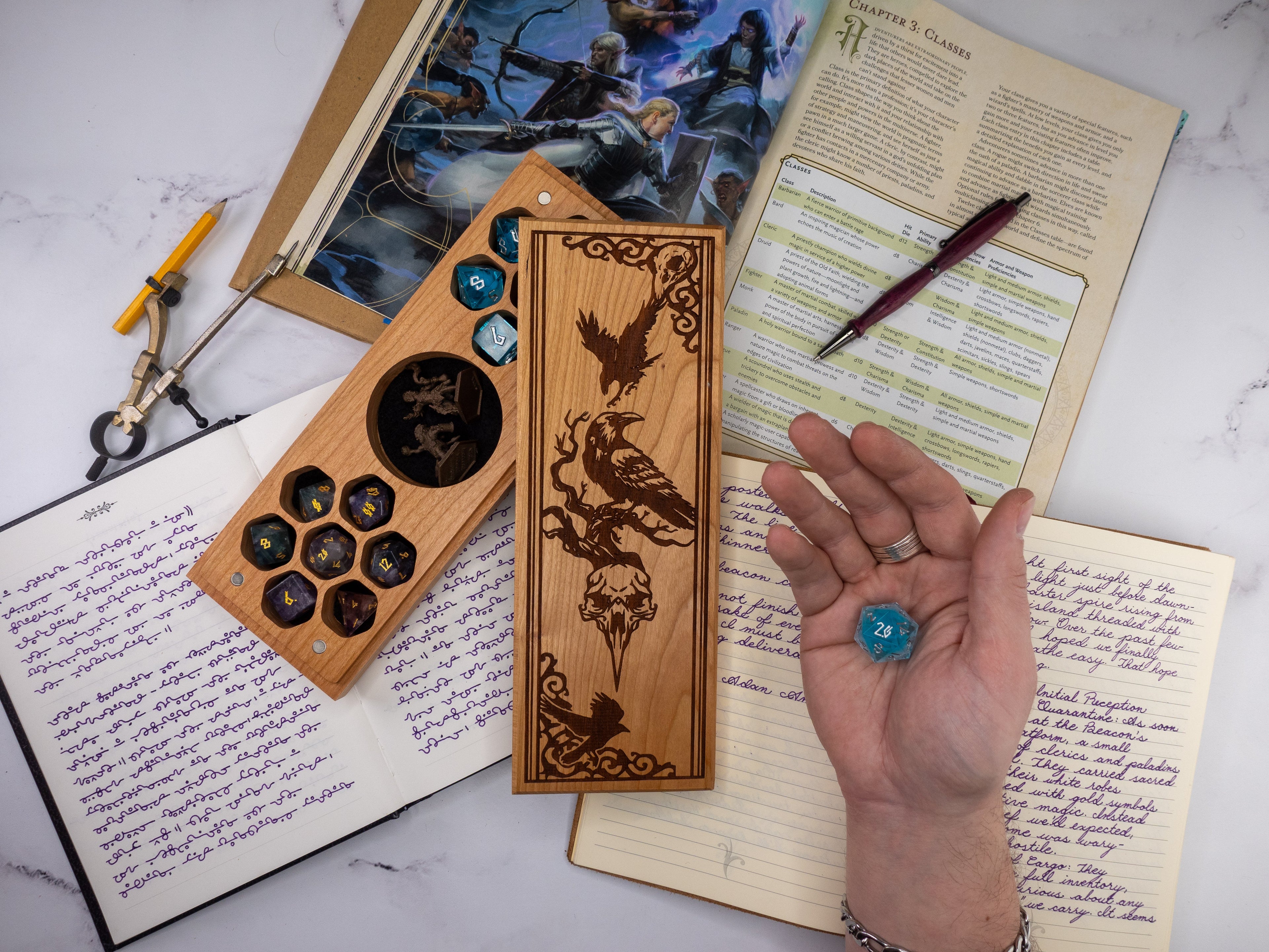 Gothic Raven | Engraved Dual Hex Dice Vault