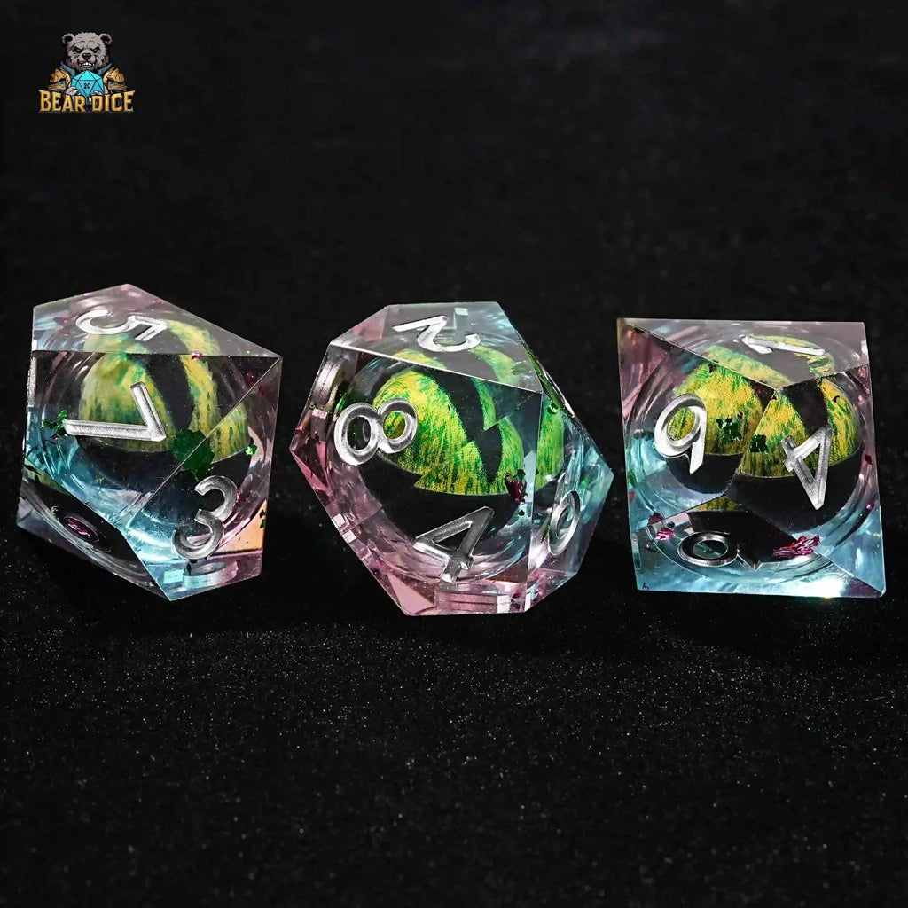 Green Dragon's Eye Kernel - Silver Font Resin 10 Sided Dice (D10 Dice)