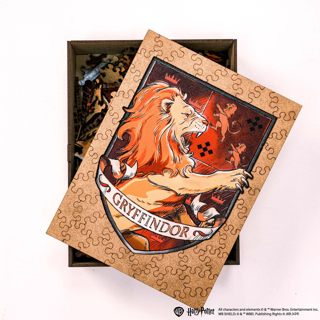 Wooden jigsaw puzzle Harry Potter Gryffindor™ Gameplay