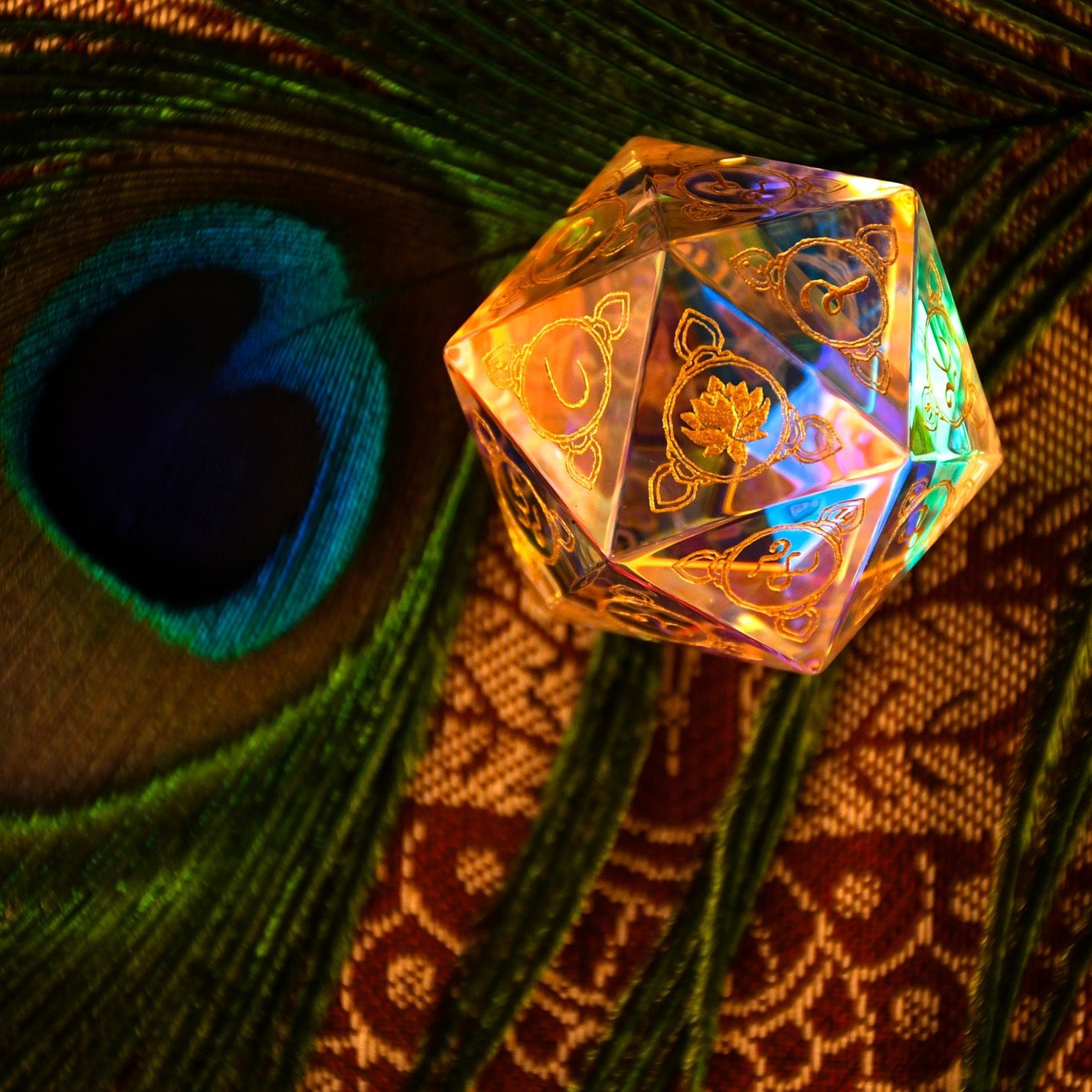 Hindi Prismatic Glass 30mm d20 - Dice Around the World Collection