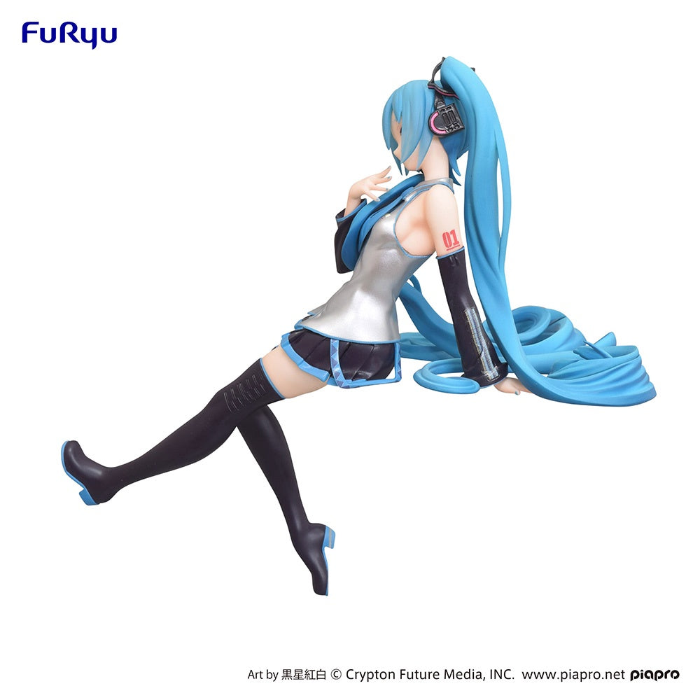 Hatsune Miku Noodle Stopper Figure  Kuroboshi Kouhaku Ver