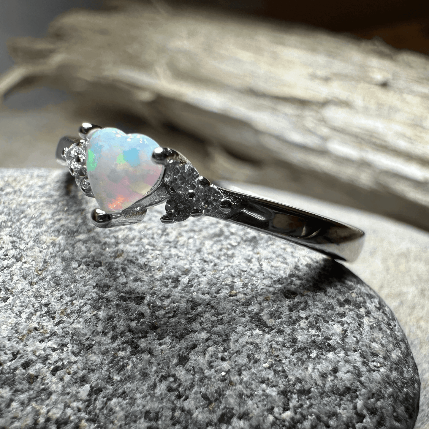 Celtic Heart Hands Ring - 4