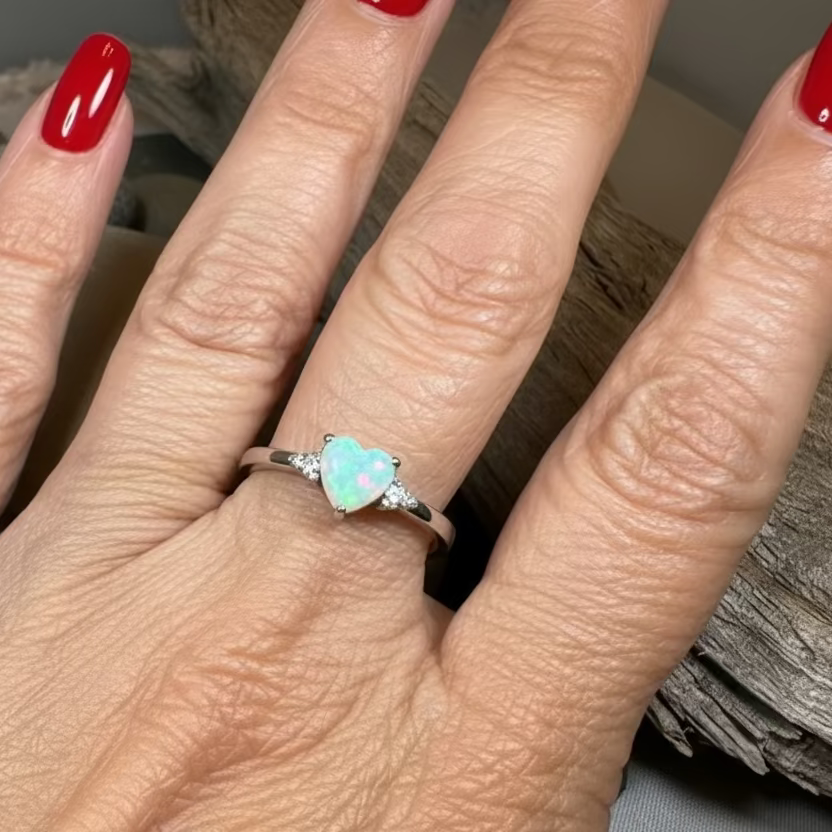Celtic Heart Hands Ring