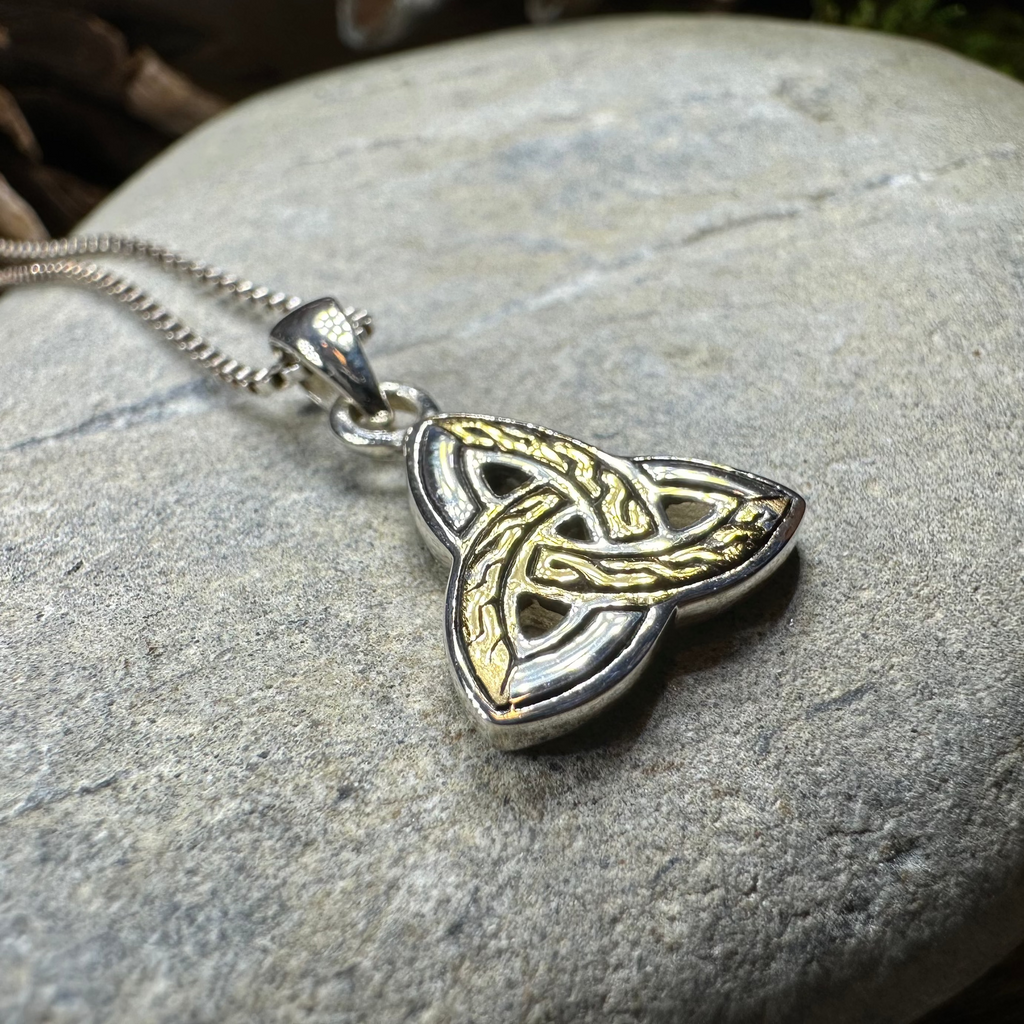 Errill Trinity Knot Necklace