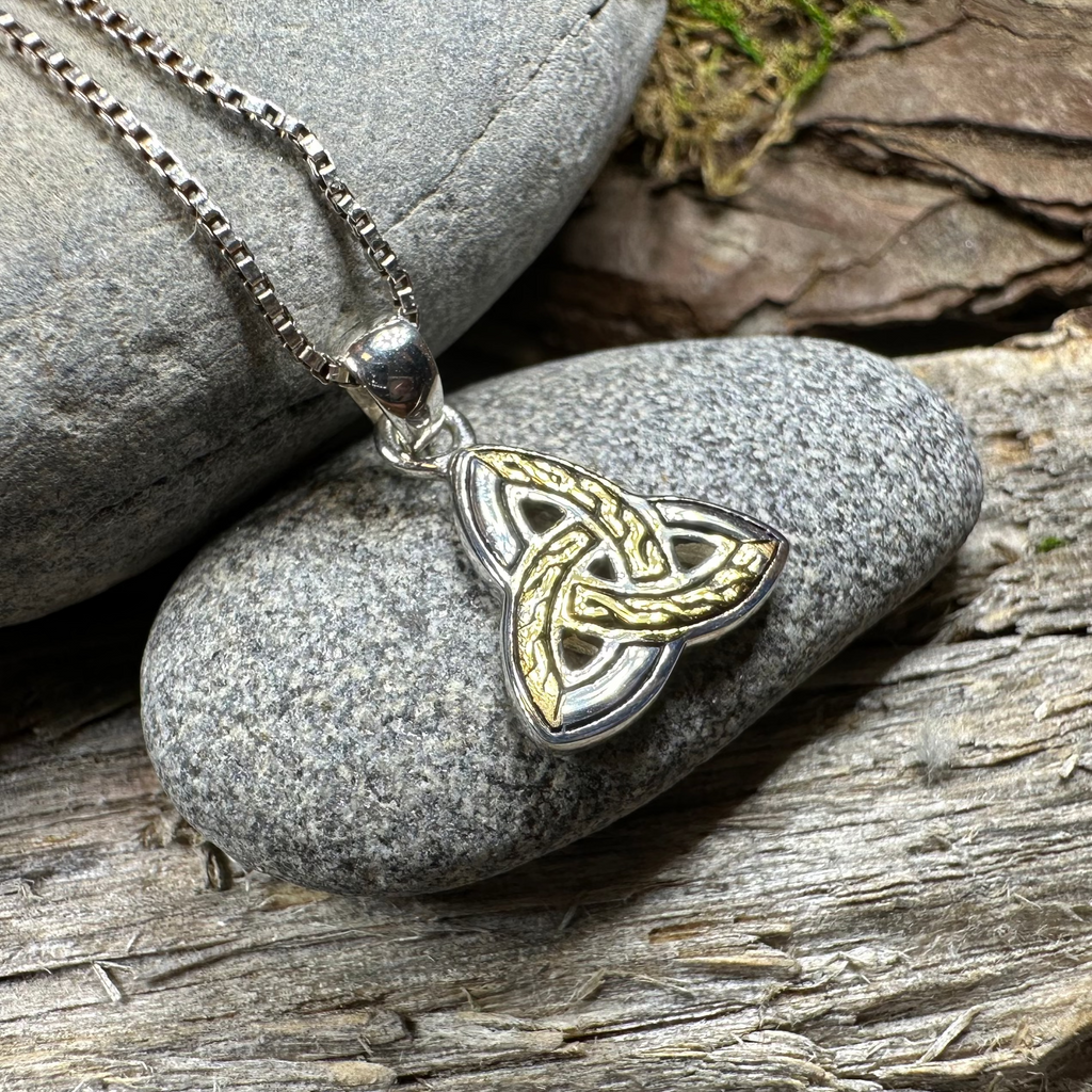 Errill Trinity Knot Necklace