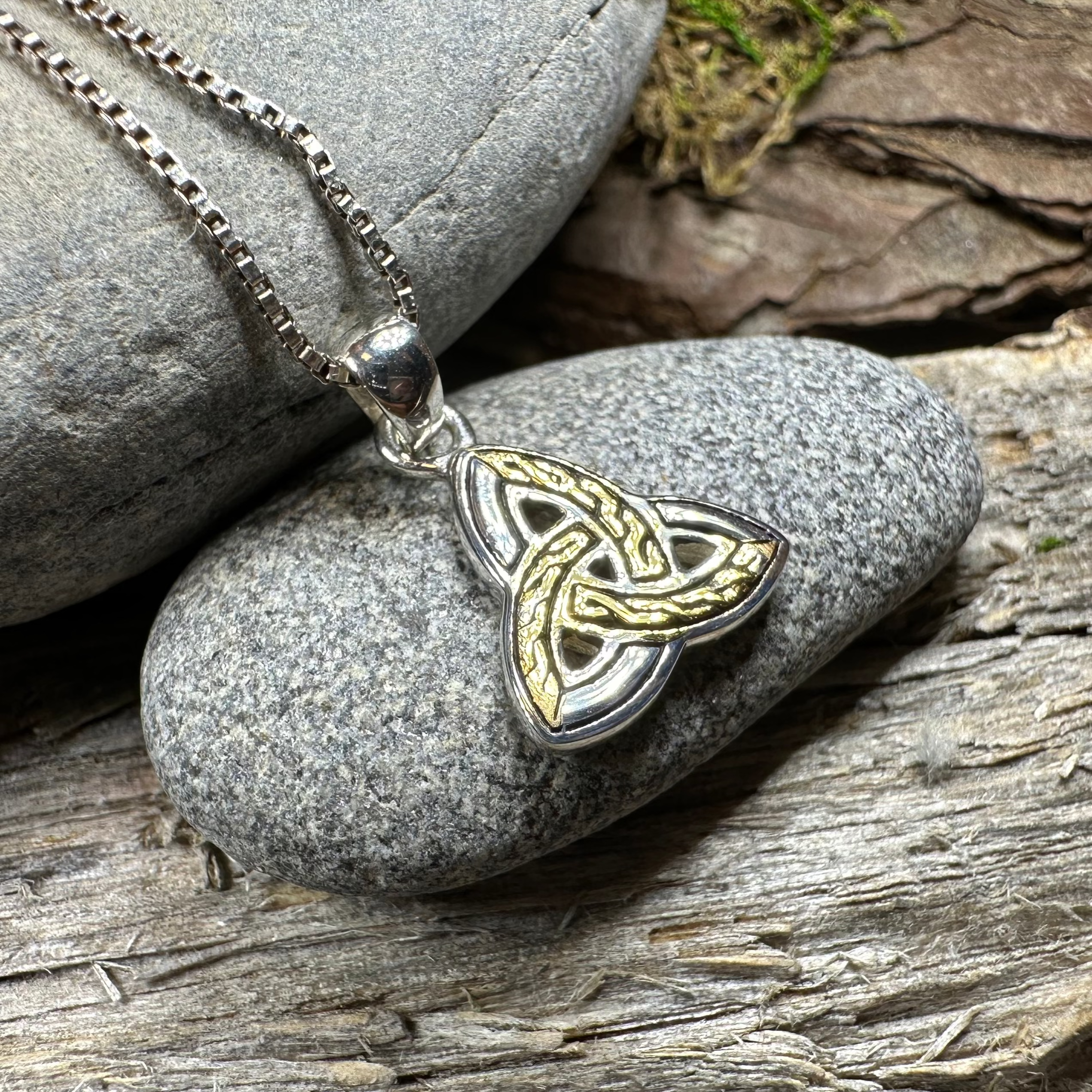 Errill Trinity Knot Necklace