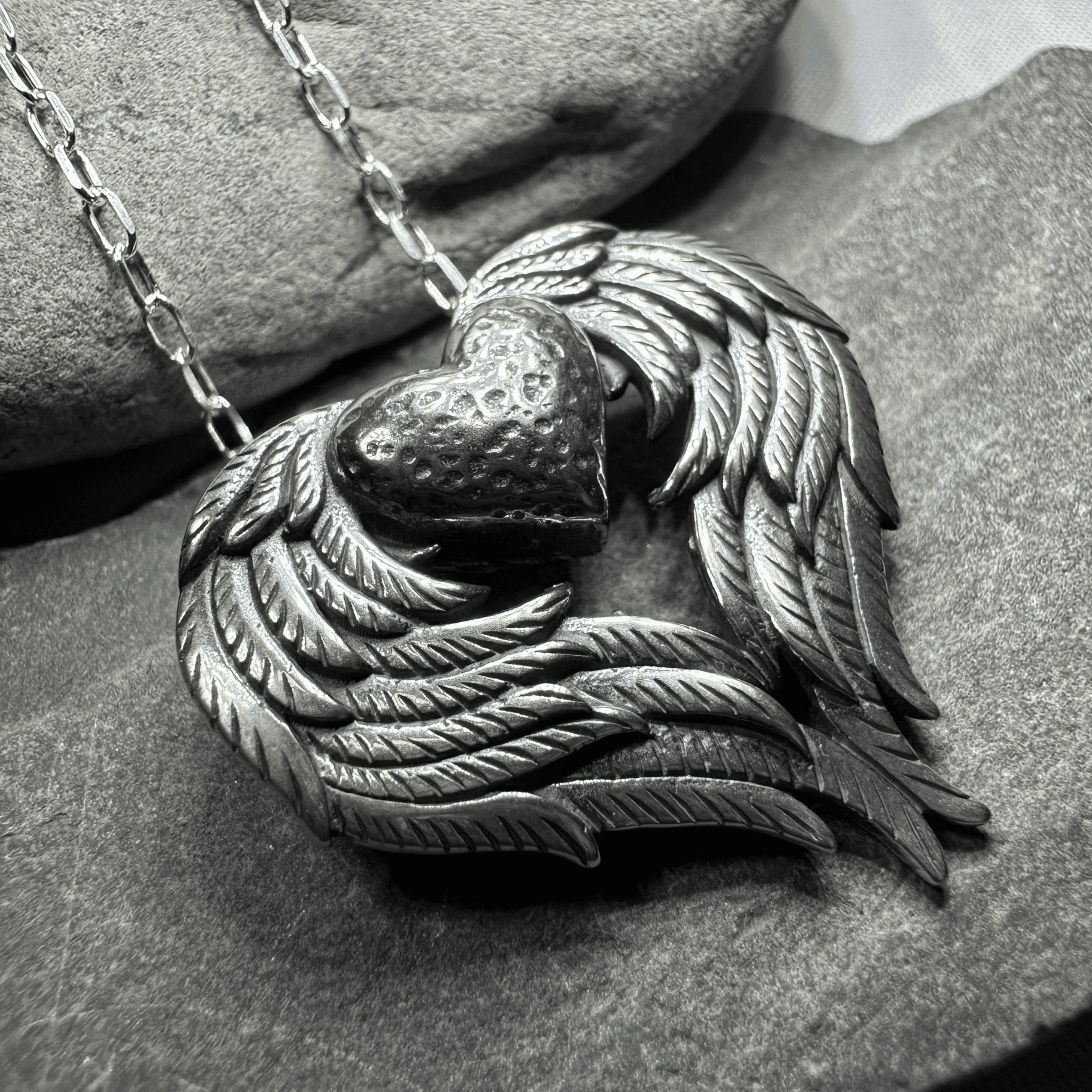 Seraphina Angel Wings Necklace - 18