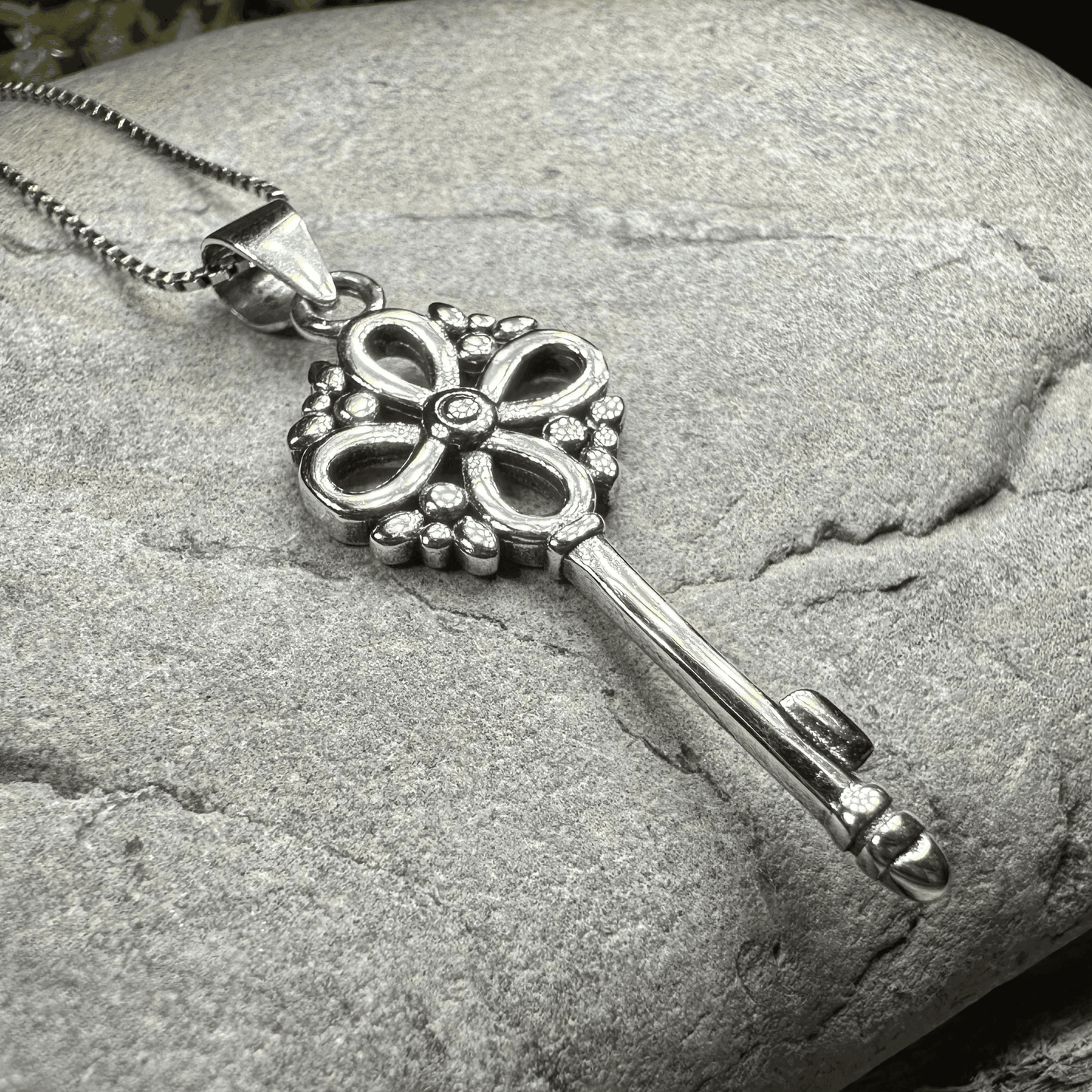 Adele Celtic Key Necklace - 18