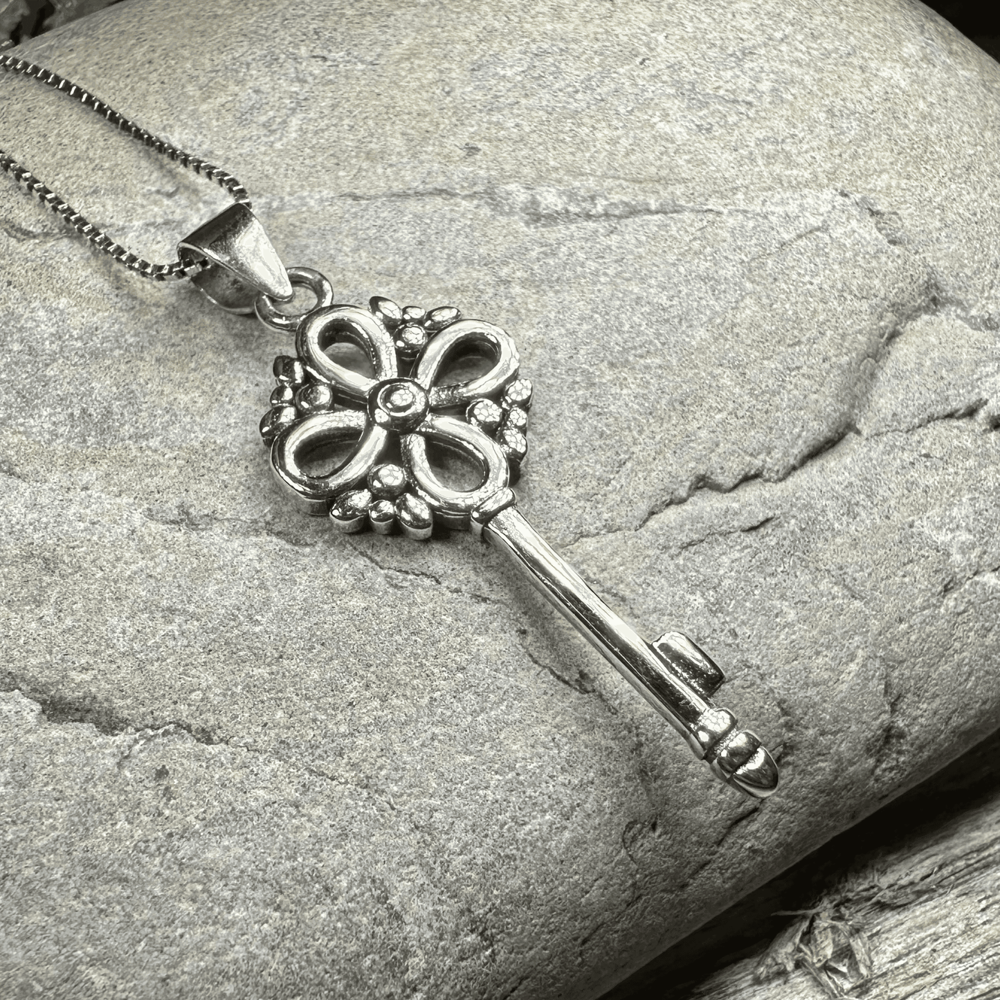 Adele Celtic Key Necklace - 18
