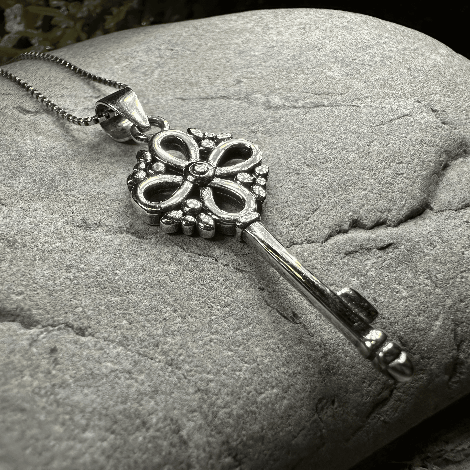 Adele Celtic Key Necklace - 18