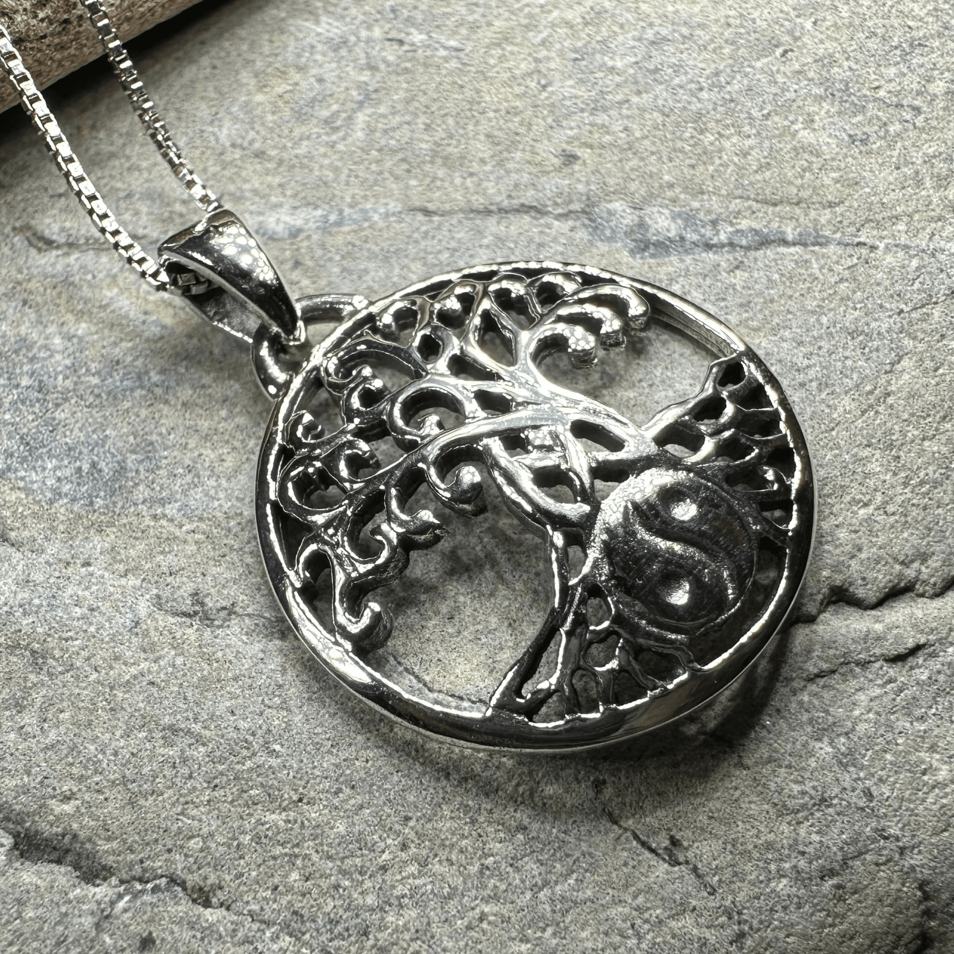 Yin Yang Tree of Life Necklace - 18