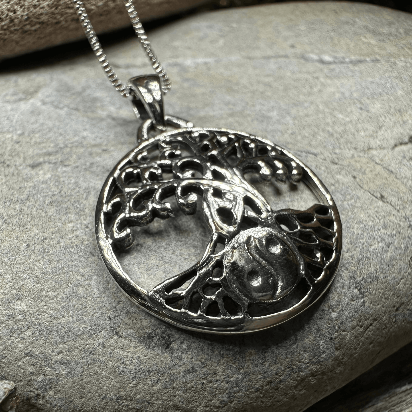 Yin Yang Tree of Life Necklace - 18