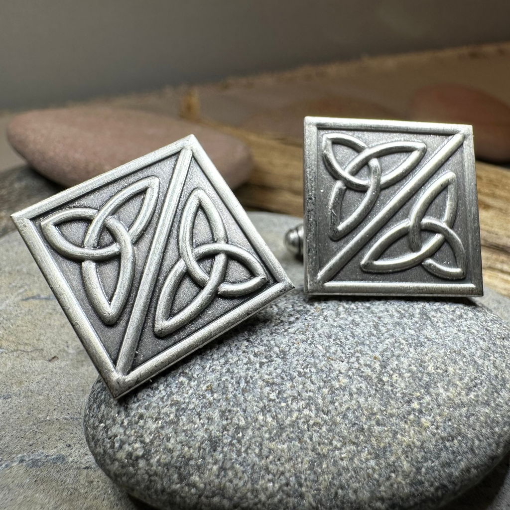 Trinity Knot Cuff Links
