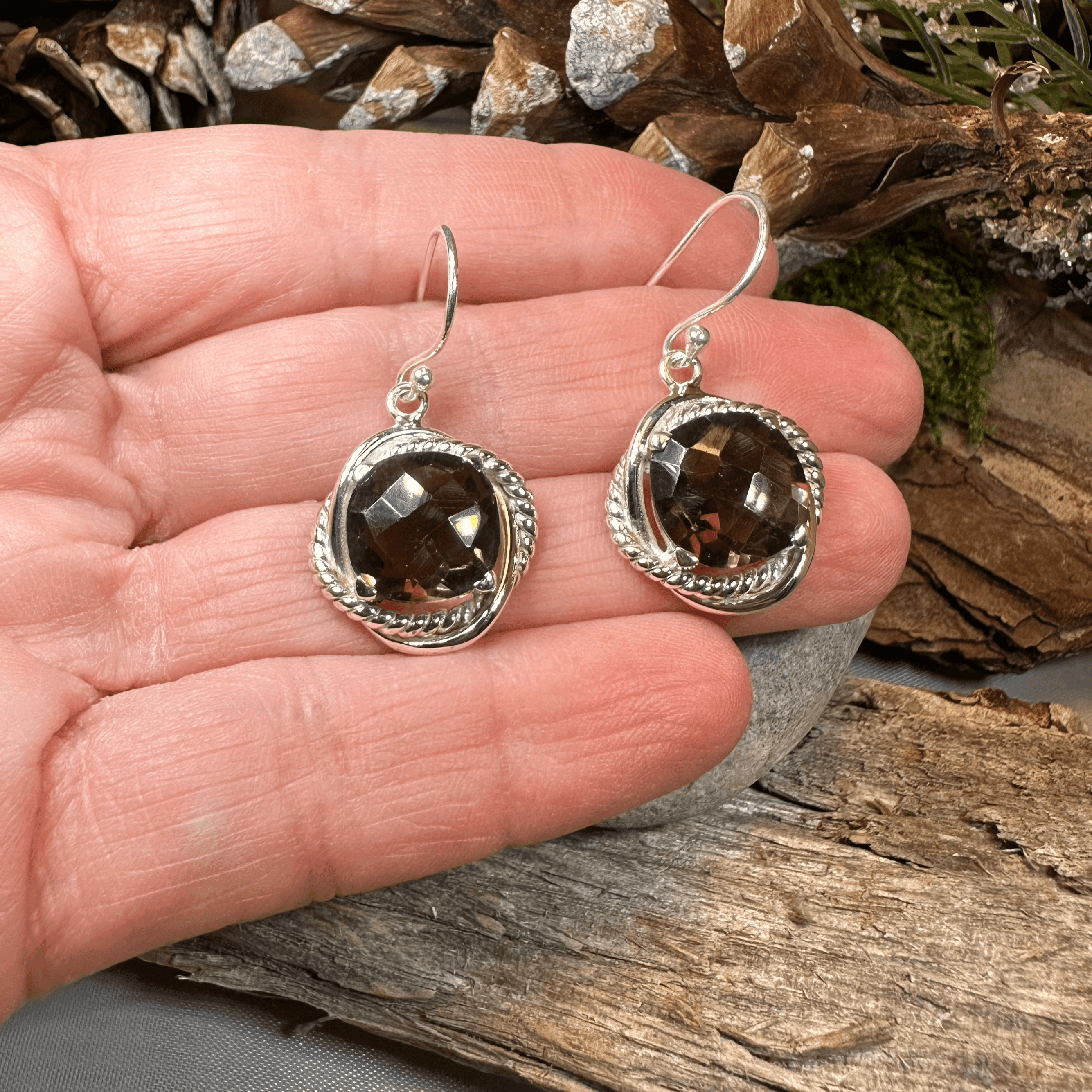 Foraoise Celtic Knot Earrings - 