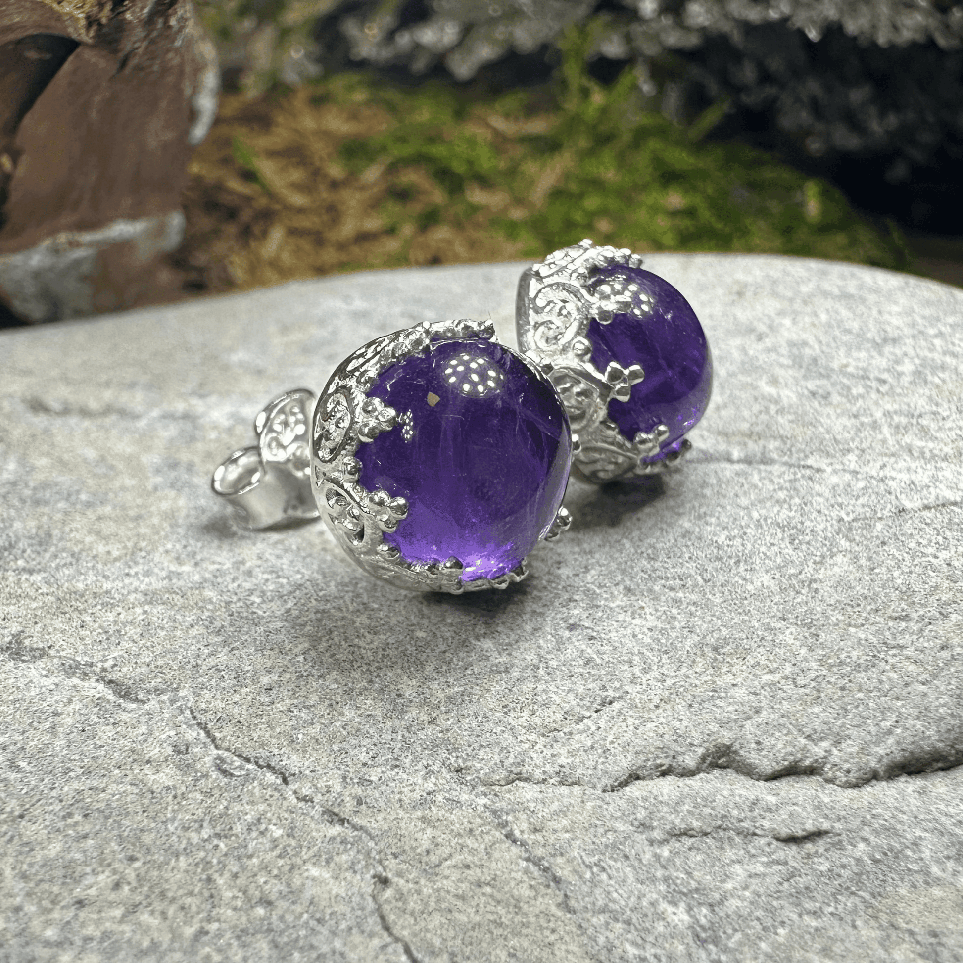 Innocence Post Earrings - Amethyst