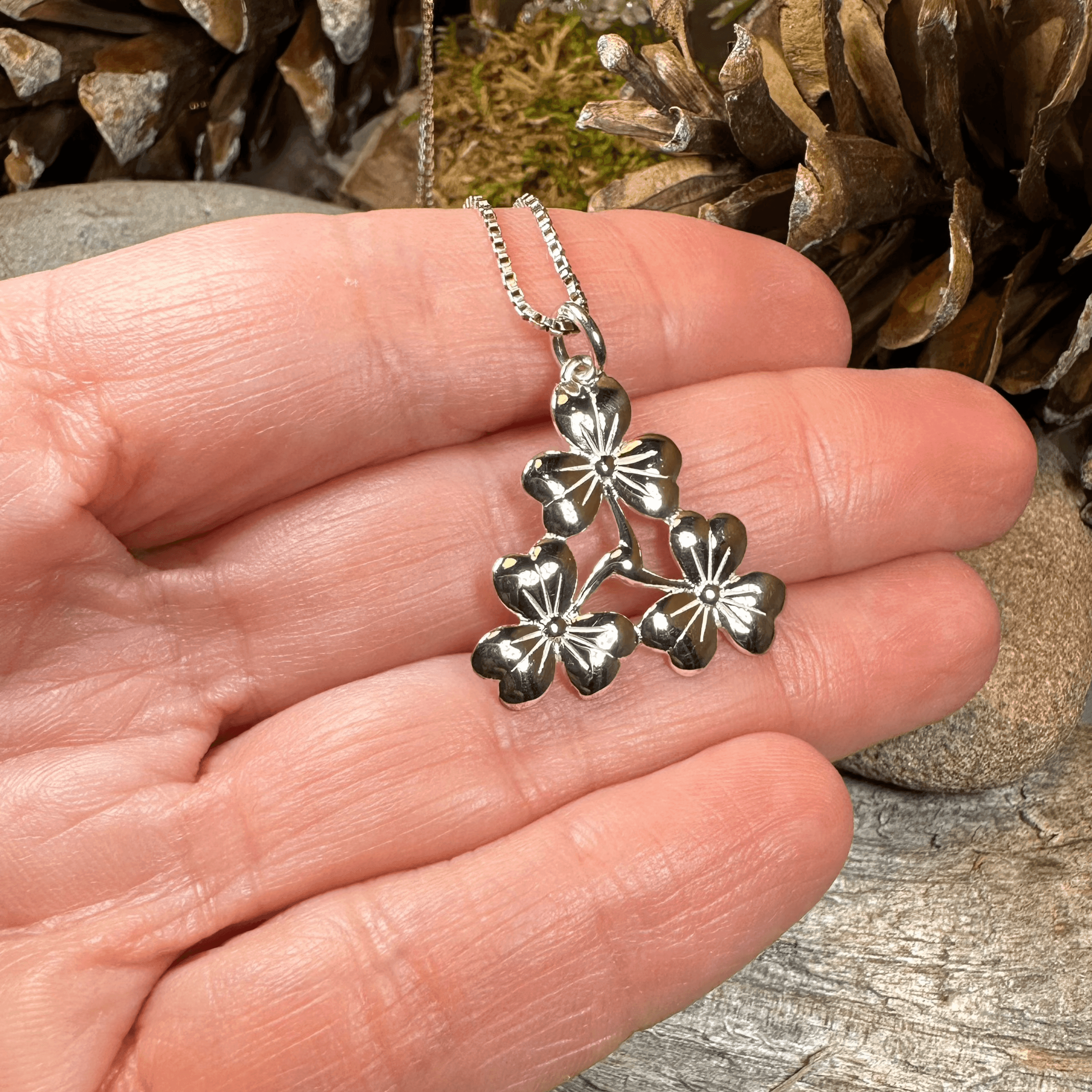 Triple Shamrock Necklace - 18