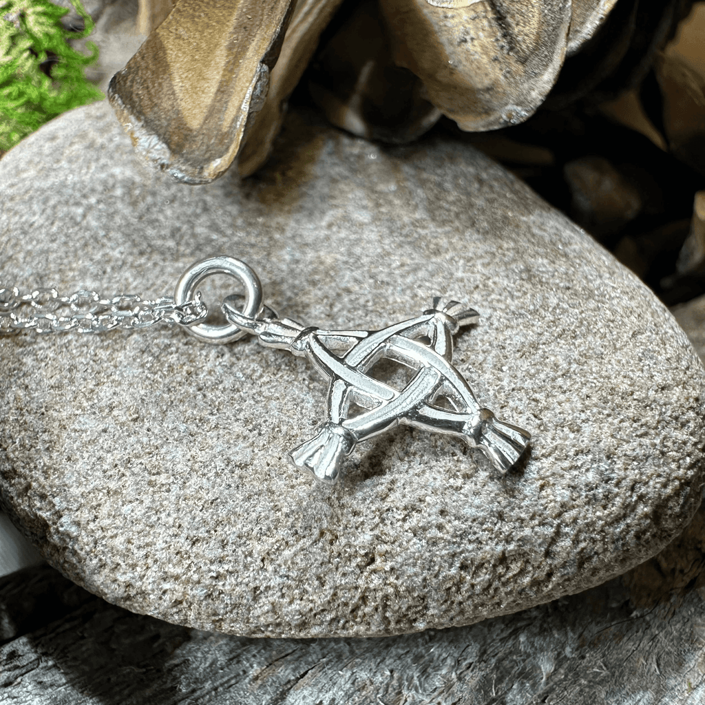 Kildare Saint Brigid's Cross Necklace - 18