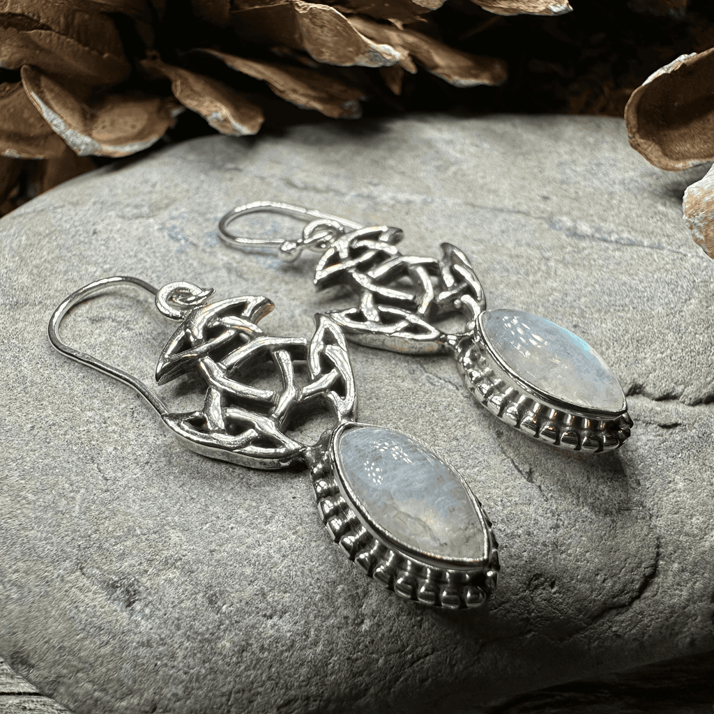 Laidir Celtic Knot Earrings - Moonstone