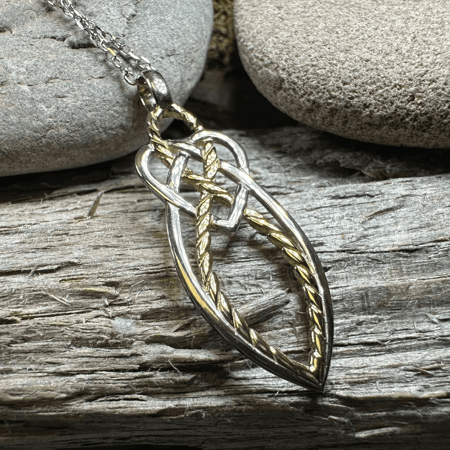 Seadream Celtic Knot Necklace - 18