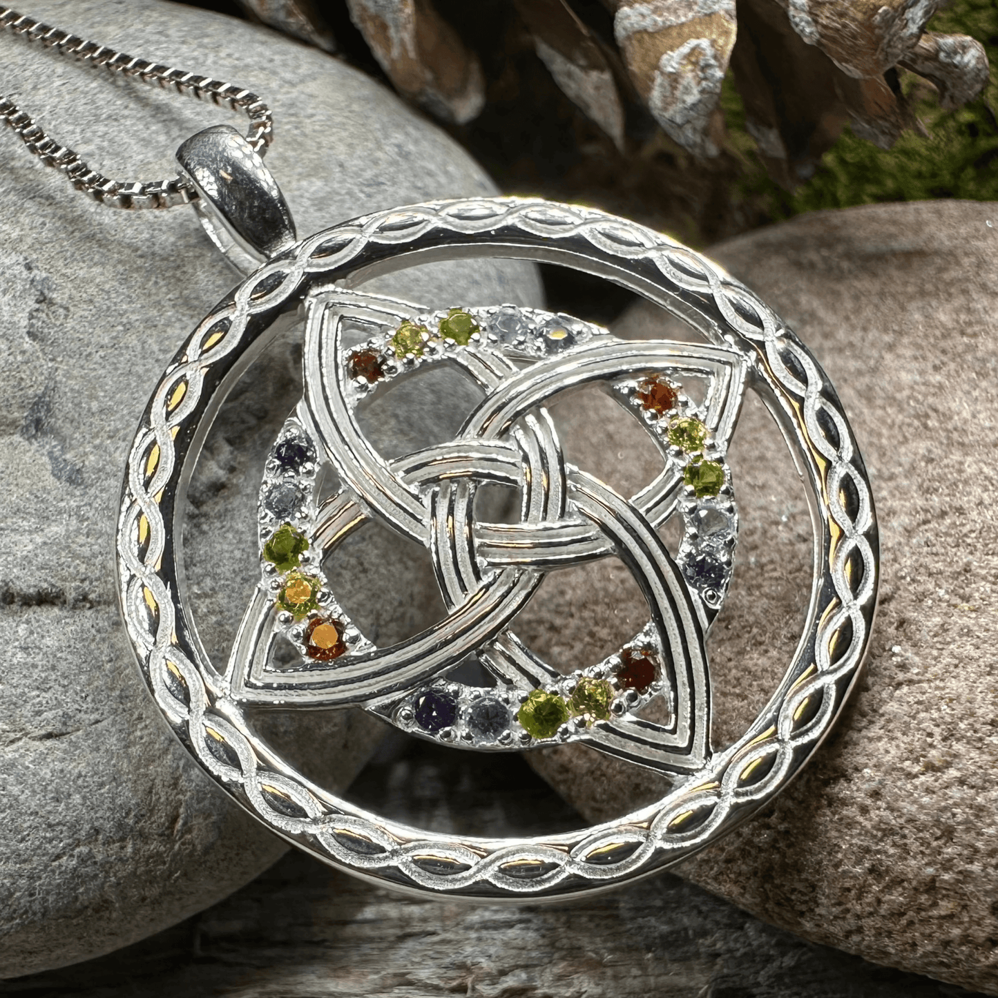 Colors of Ireland Celtic Knot Necklace - 18