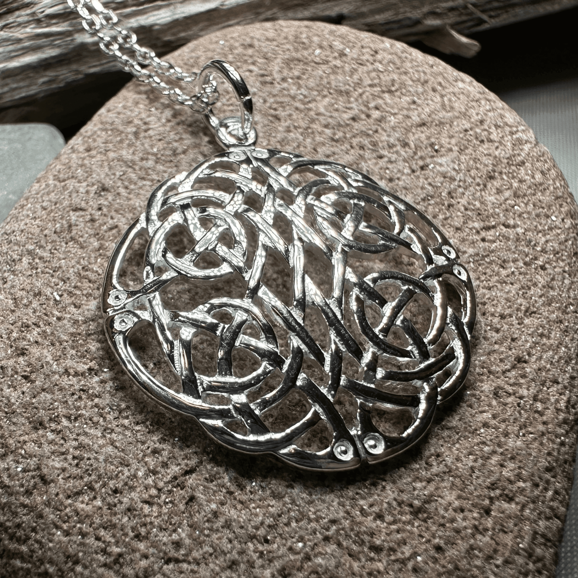 Heirloom Celtic Knot Necklace - 18