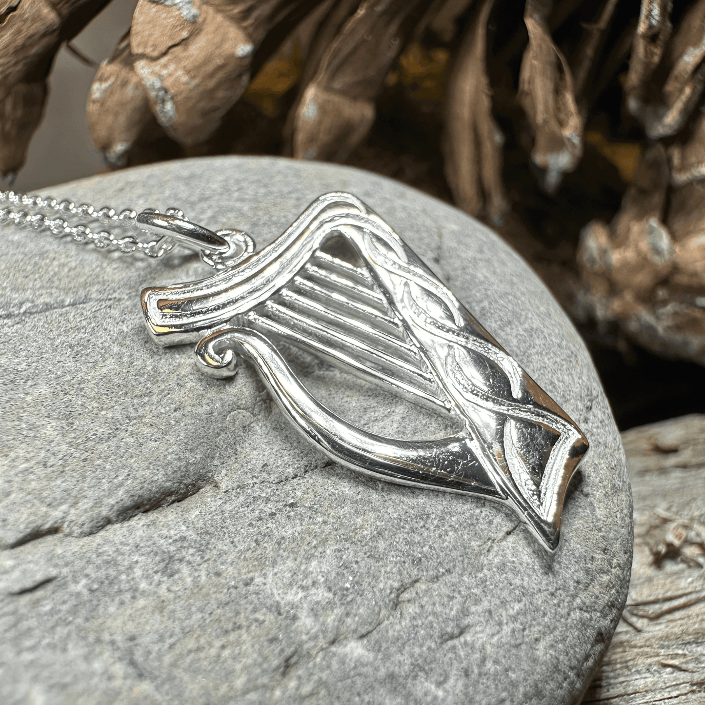 Alianna Irish Harp Necklace - 18