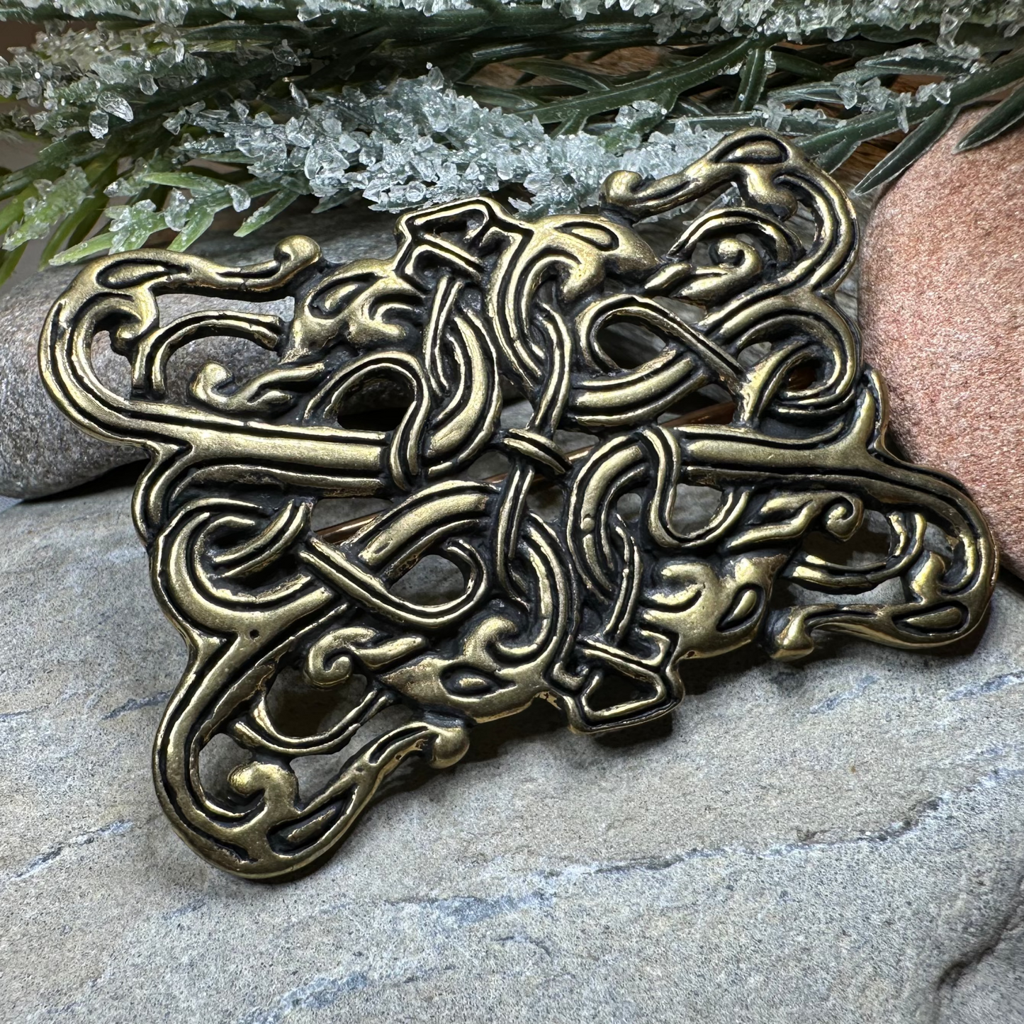 Neart Celtic Penannular Brooch