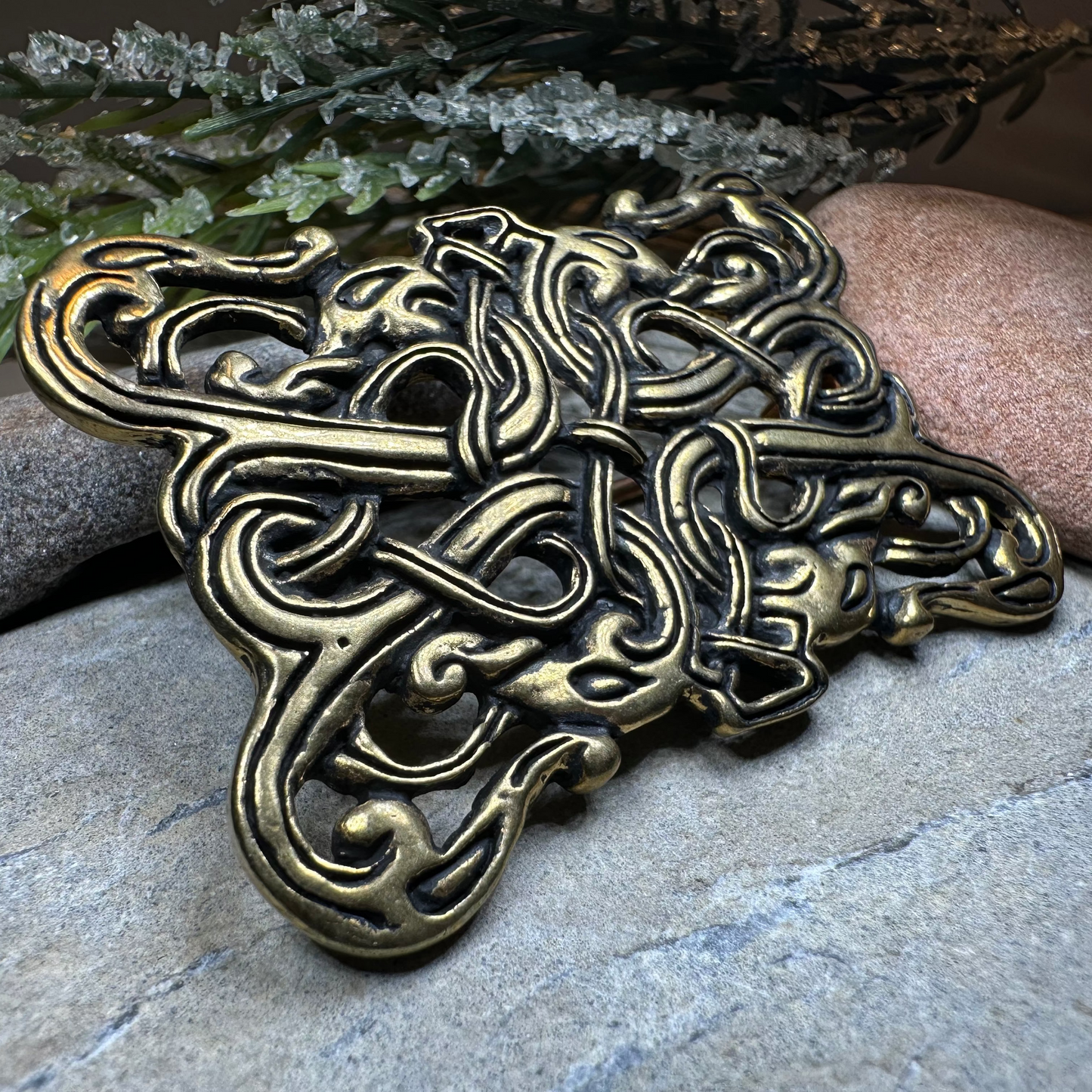 Neart Celtic Penannular Brooch