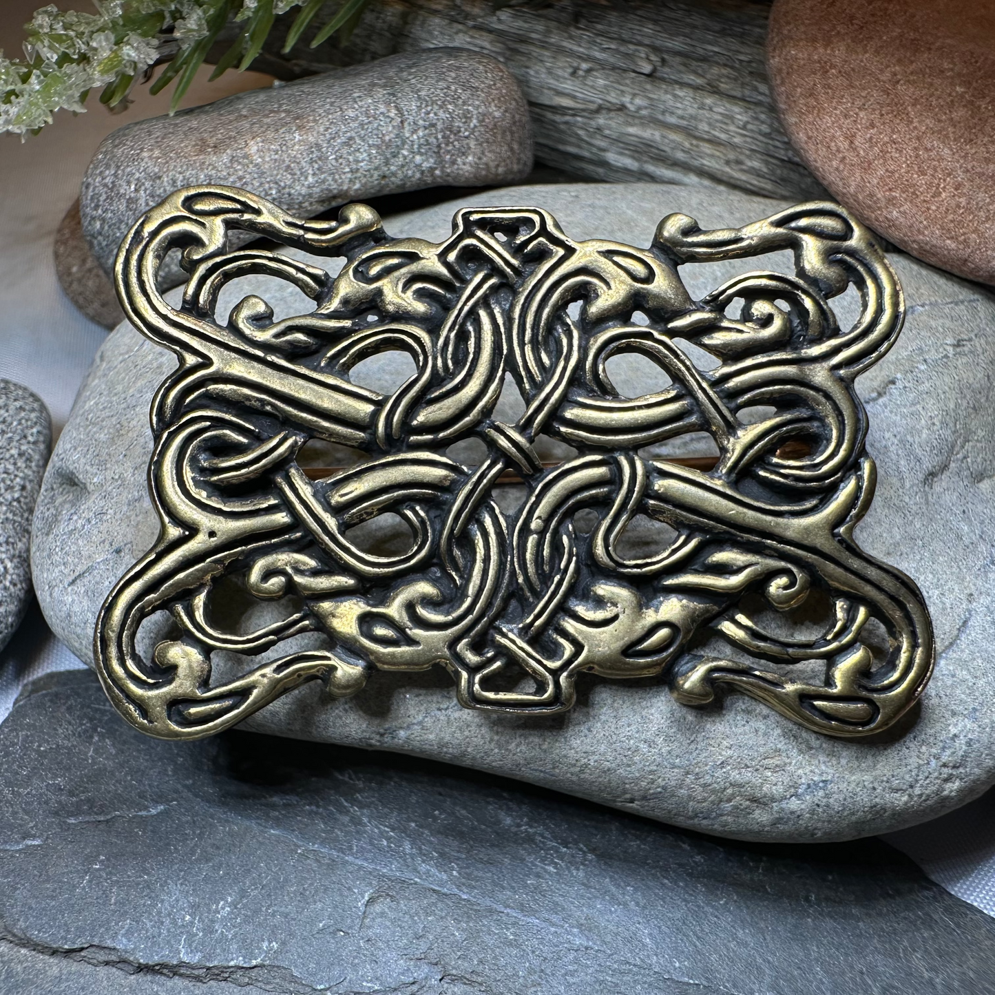 Neart Celtic Penannular Brooch