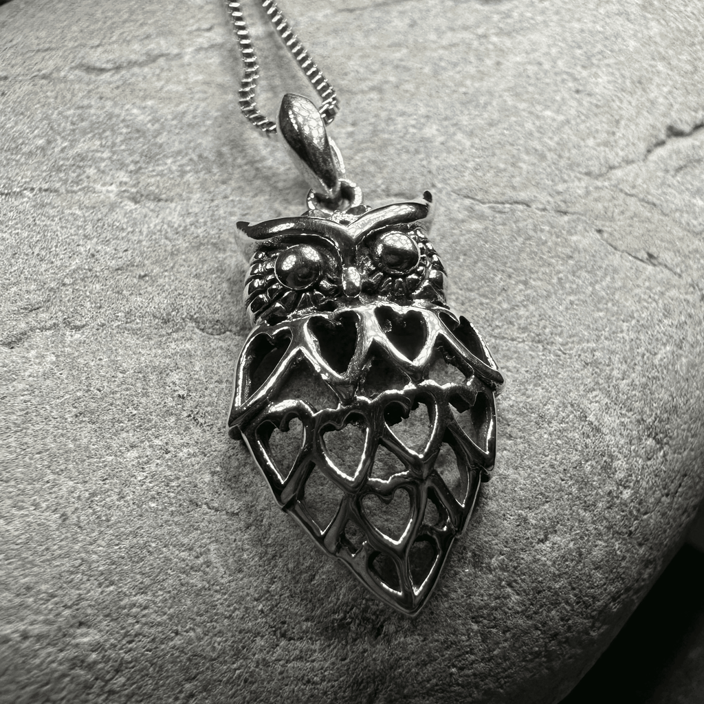 Eagna Owl Lover Necklace - 18