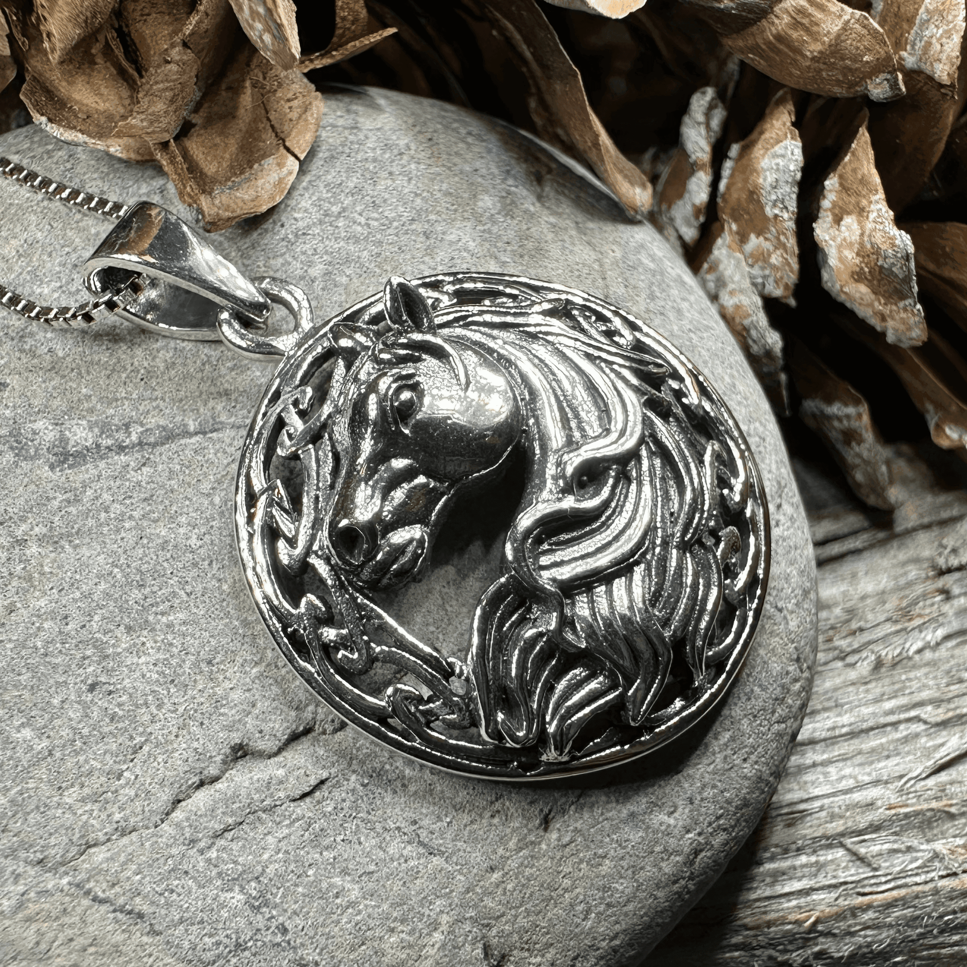 Roan Celtic Horse Necklace - 18