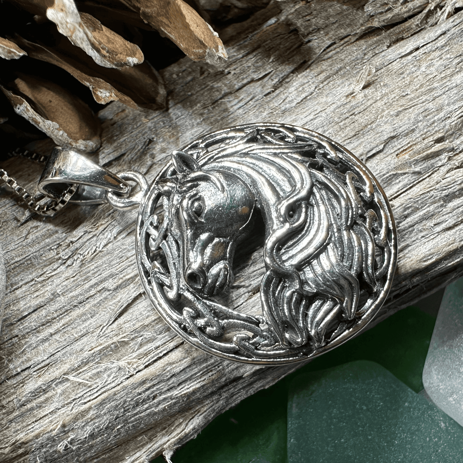 Roan Celtic Horse Necklace - 18