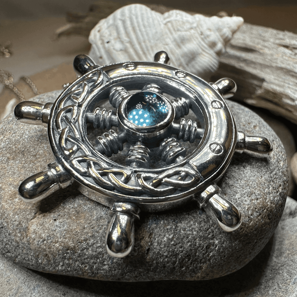 Keswick Ship's Wheel Necklace - 18 / Amethyst