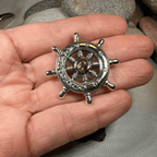 Keswick Ship's Wheel Necklace - 18 / Amethyst