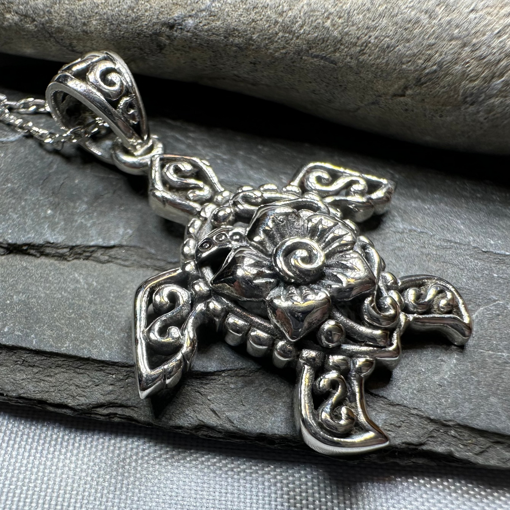 Blooming Turtle Necklace