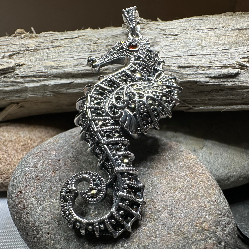 Sea Dreams Seahorse Necklace