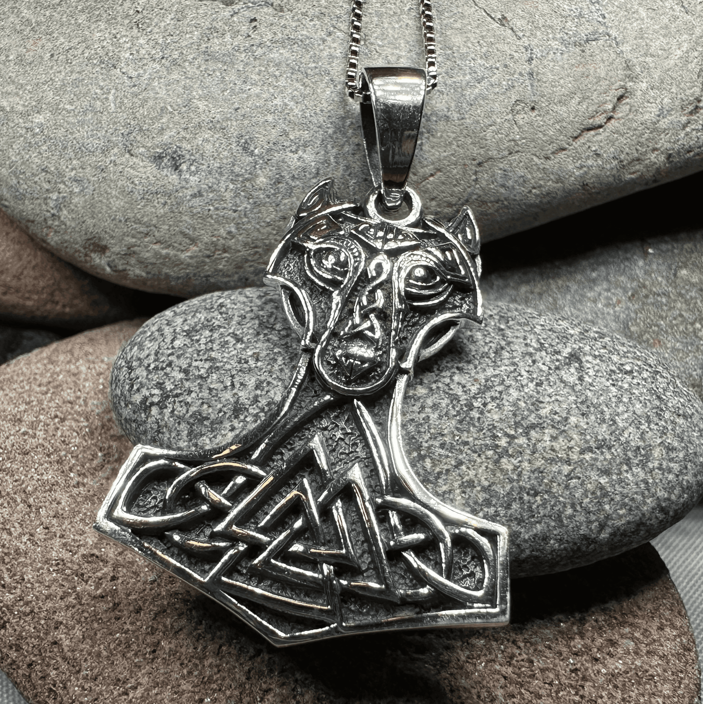Wolf's Head Thor's Hammer Necklace - 18