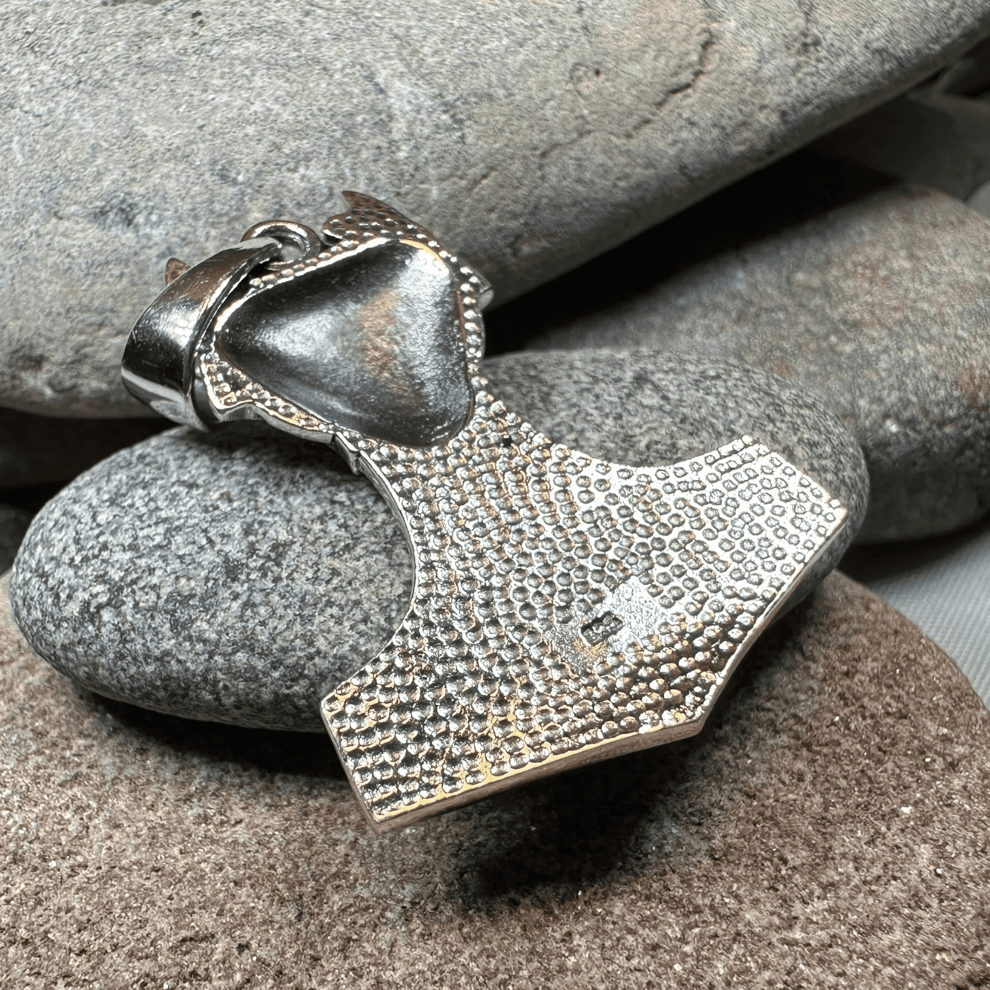 Wolf's Head Thor's Hammer Necklace - 18