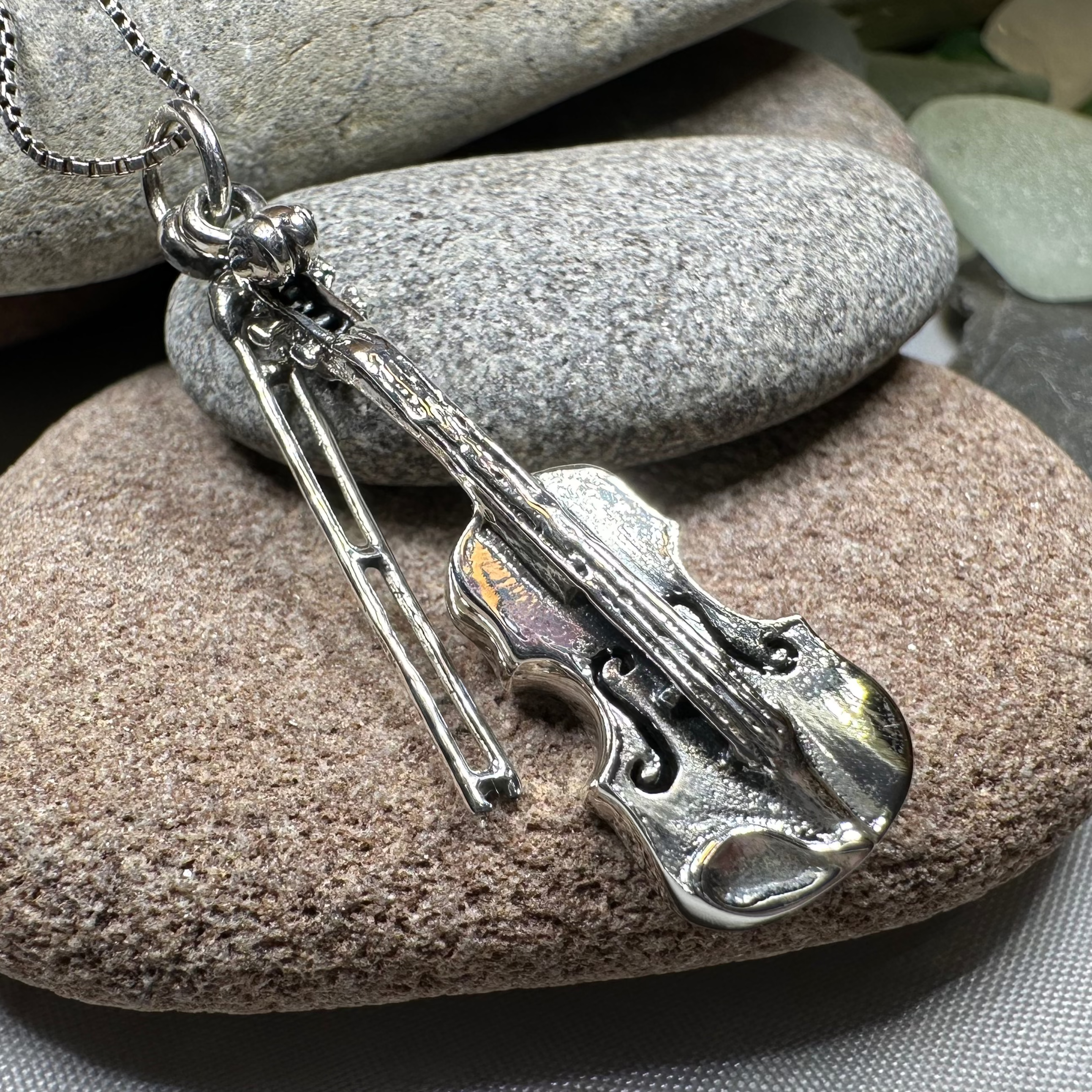 Irish Fiddle Celtic Necklace