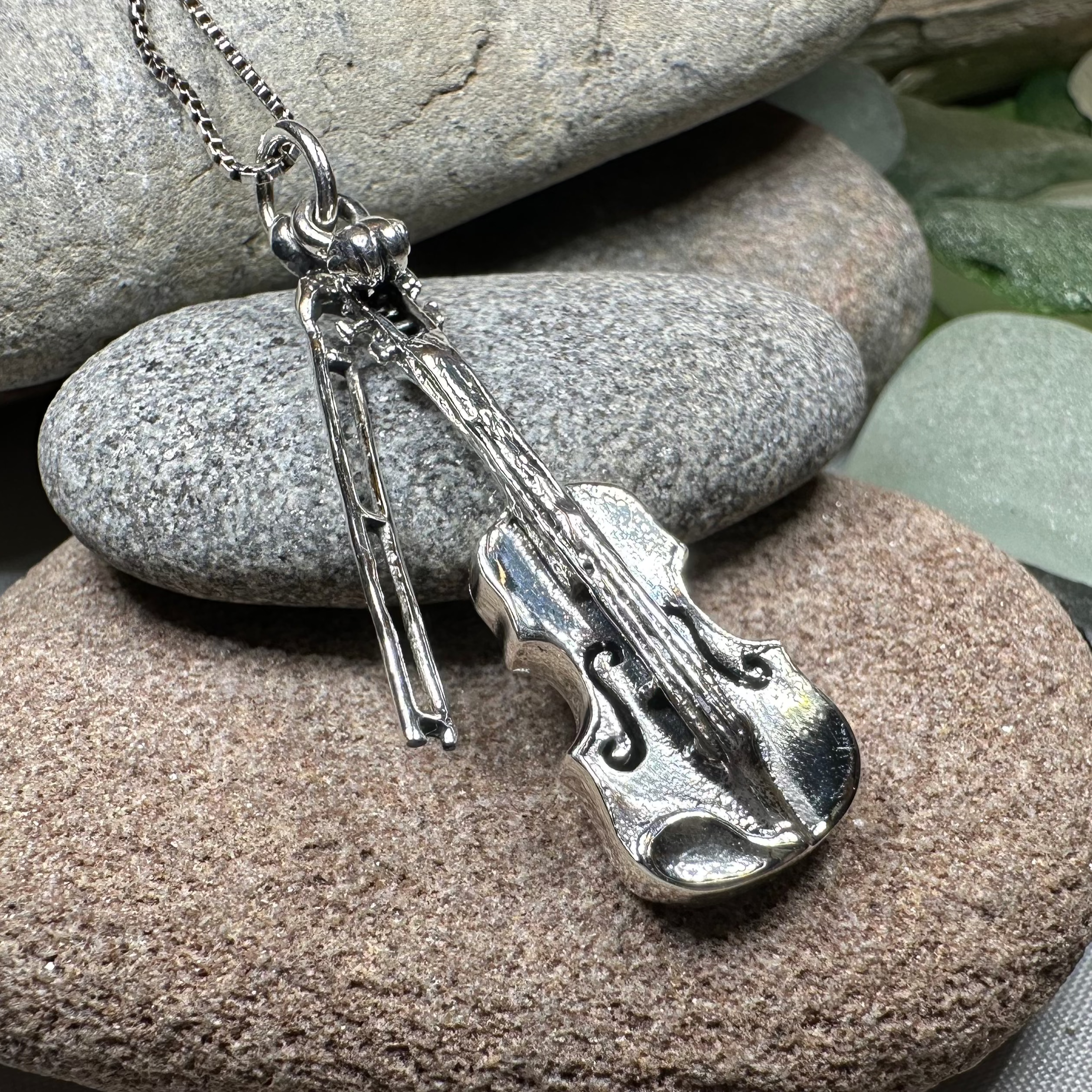 Irish Fiddle Celtic Necklace