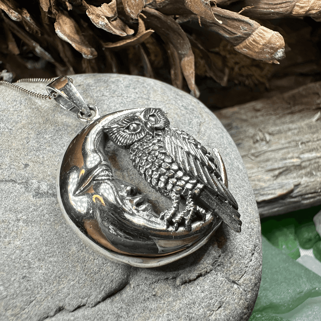 Oidhche Mhath Owl Necklace - 18