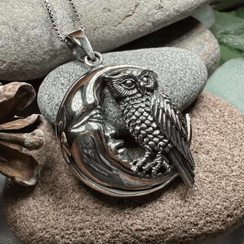 Oidhche Mhath Owl Necklace - 18