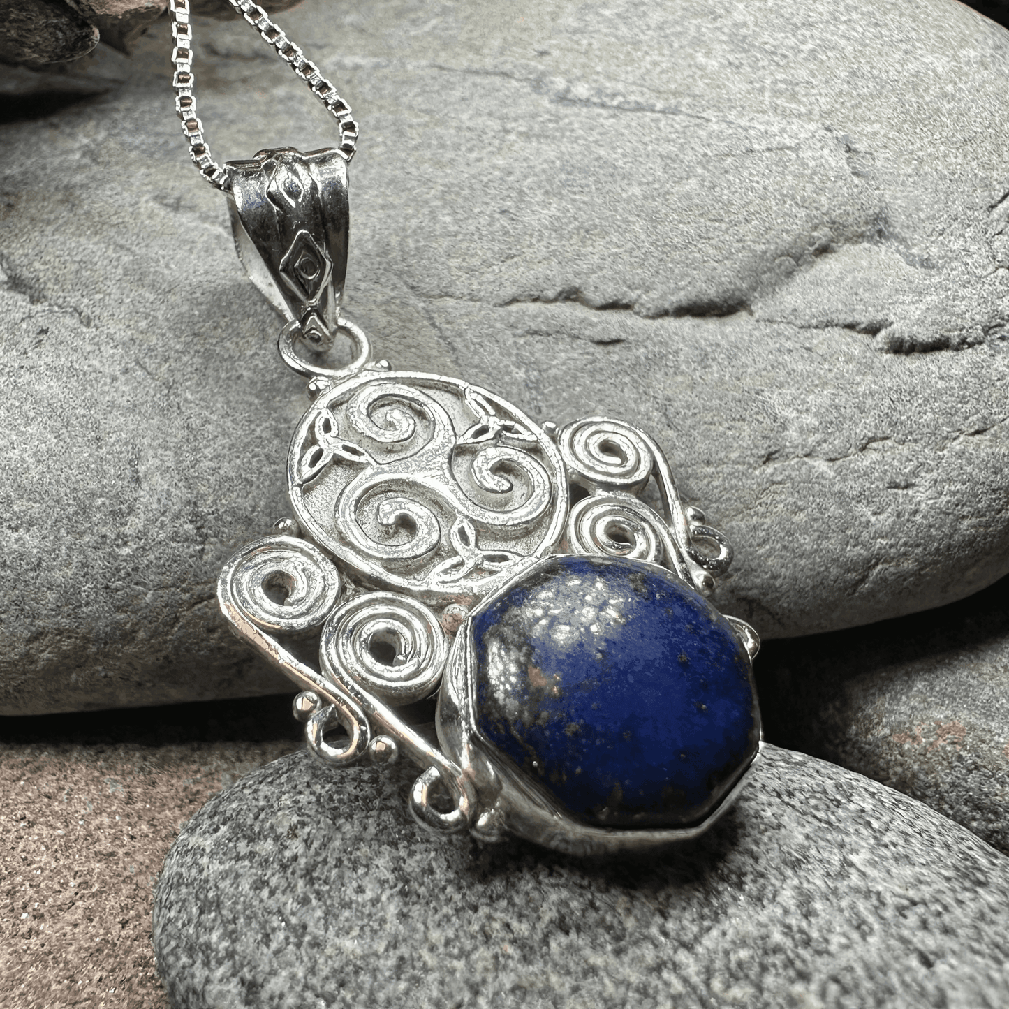 Lyria Celtic Triple Spiral Necklace - 18 / Lapis Lazuli