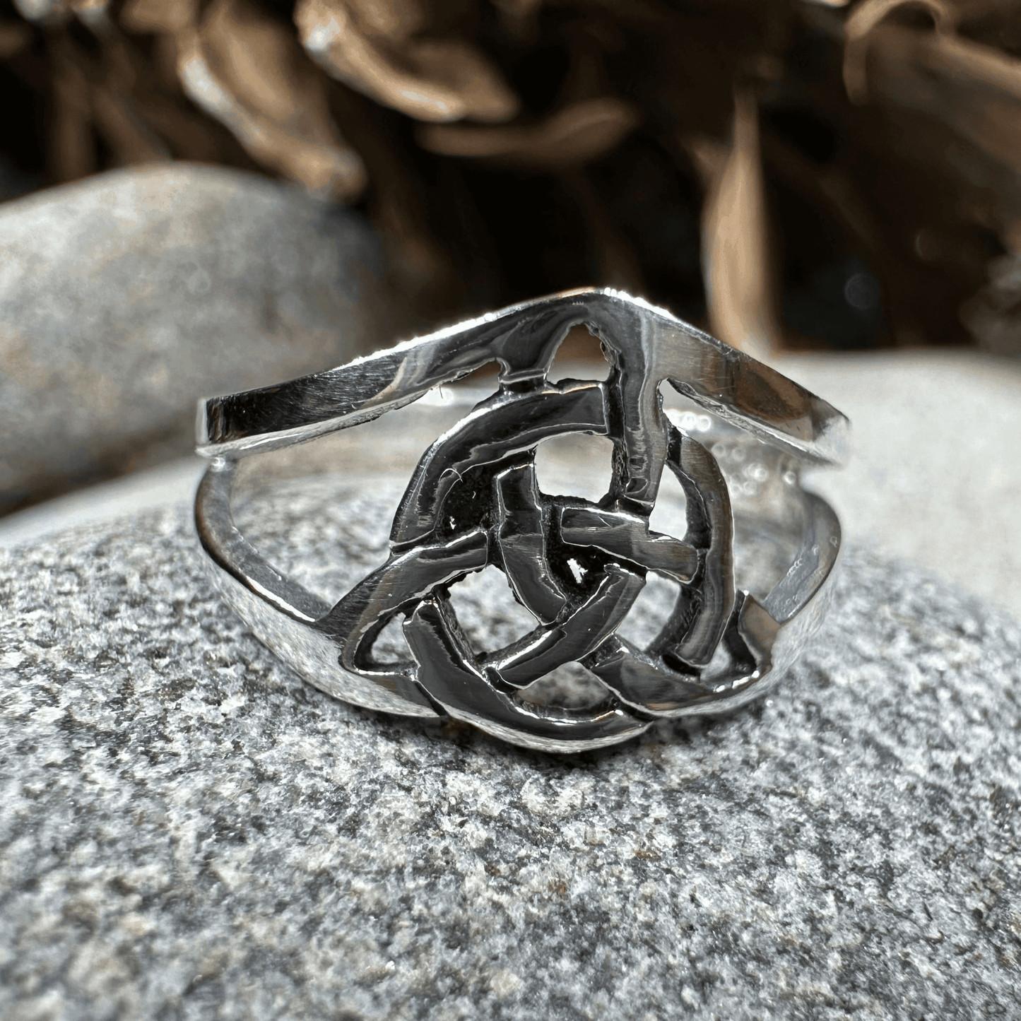 Dainty Little Celtic Ring - 2