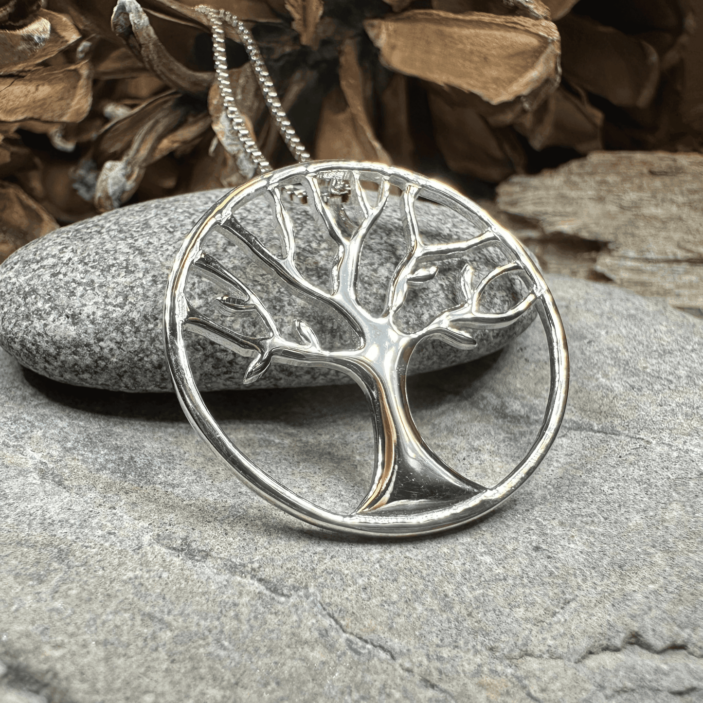 Minimalist Tree of Life Necklace - 18