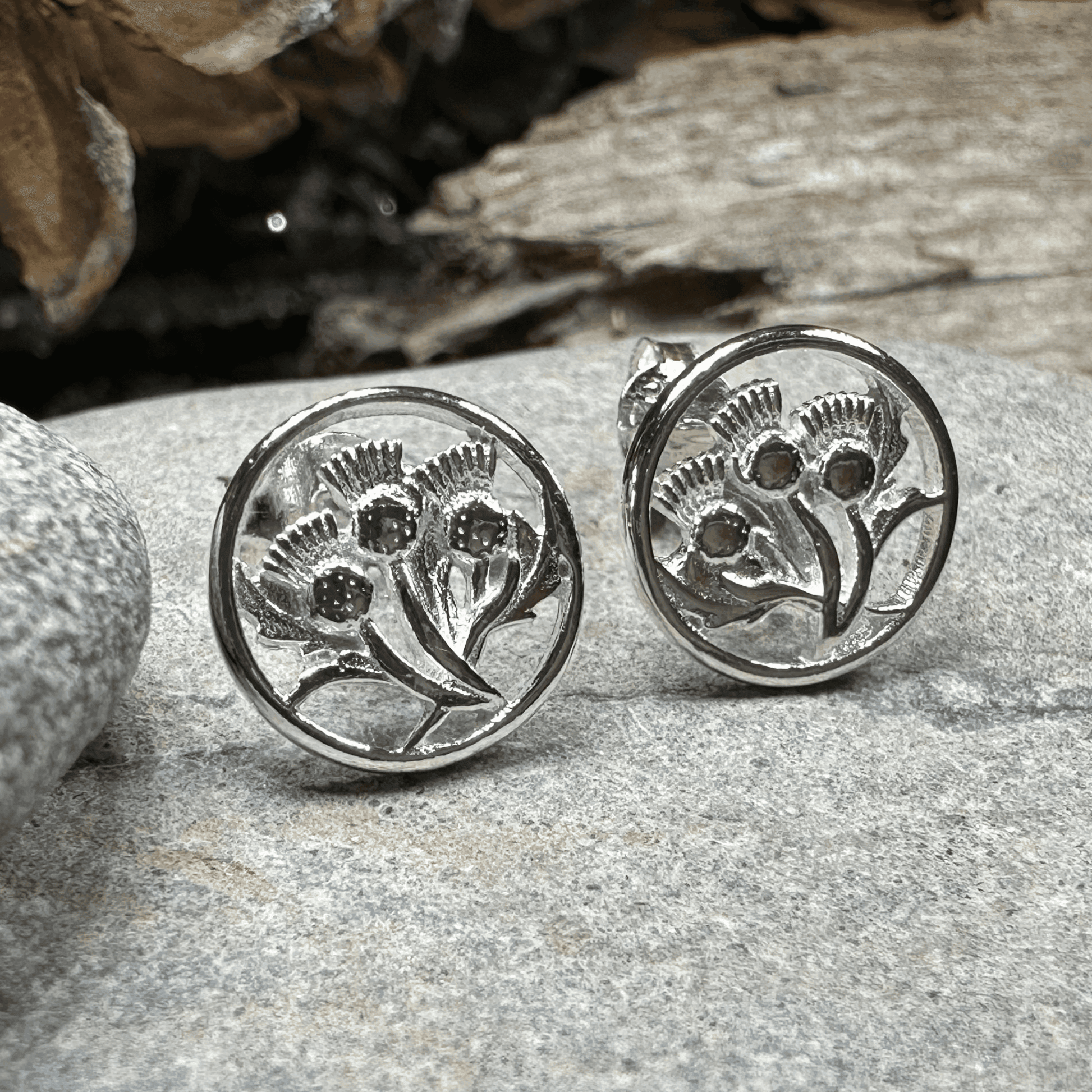 Dolina Thistle Stud Earrings - 
