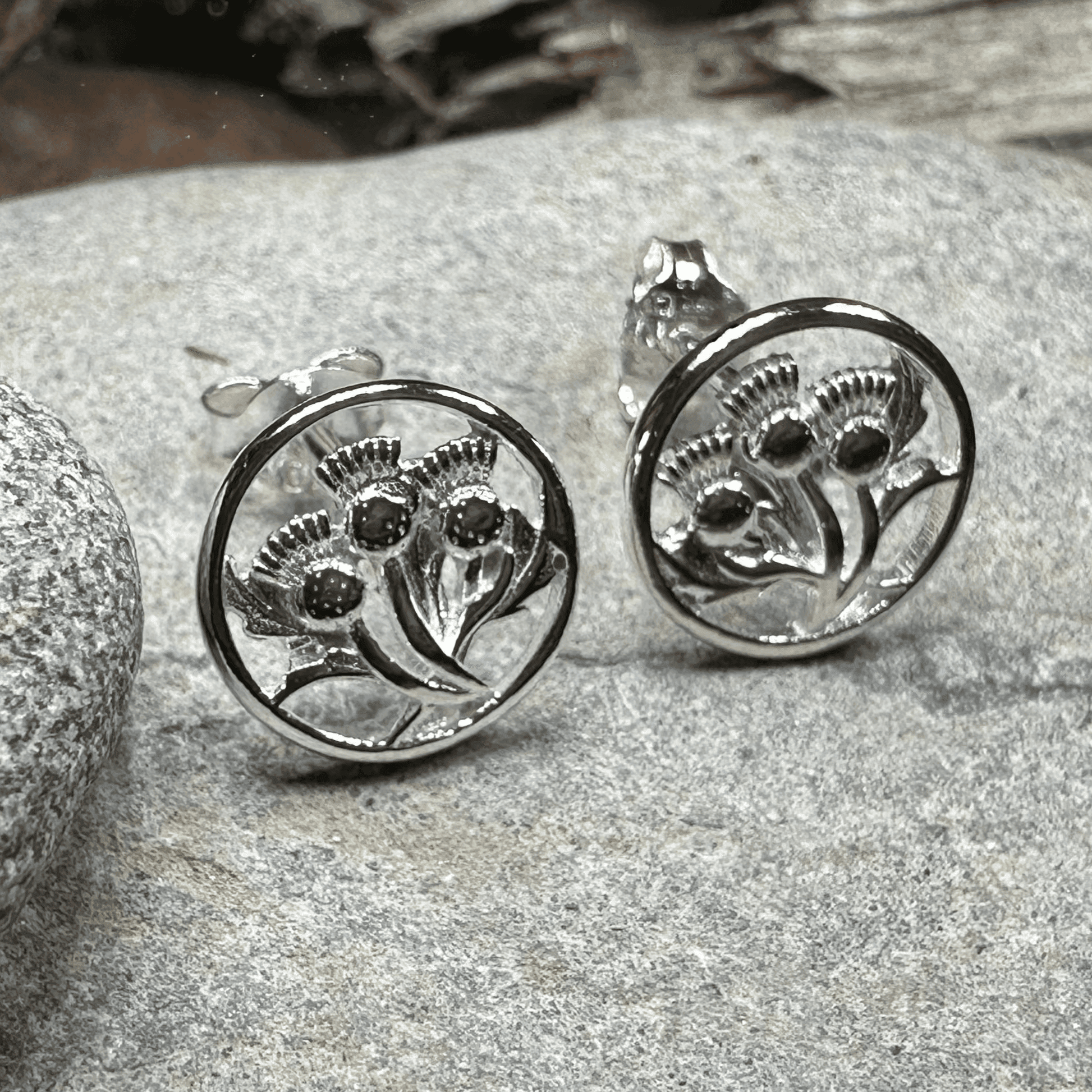 Dolina Thistle Stud Earrings - 