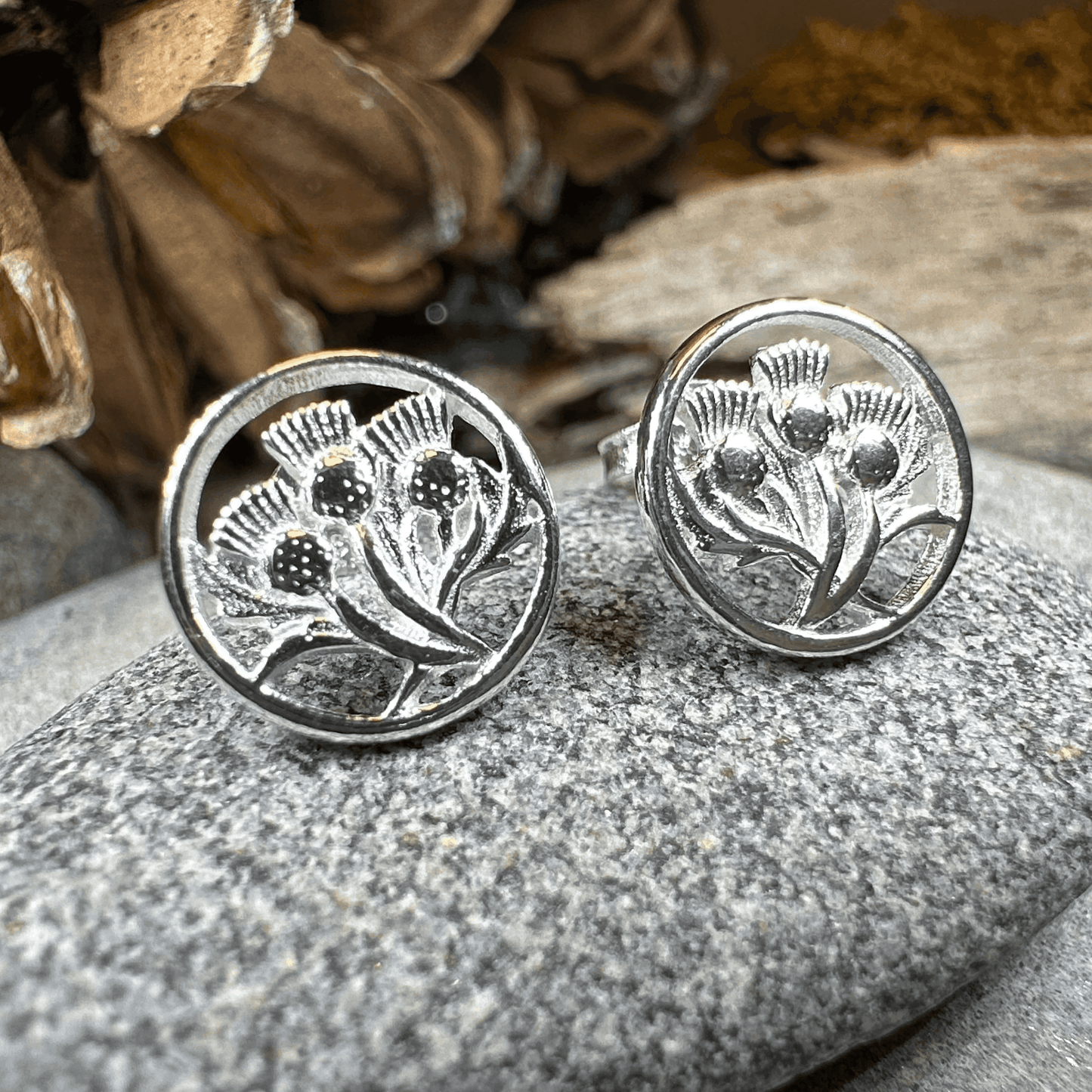 Dolina Thistle Stud Earrings - 