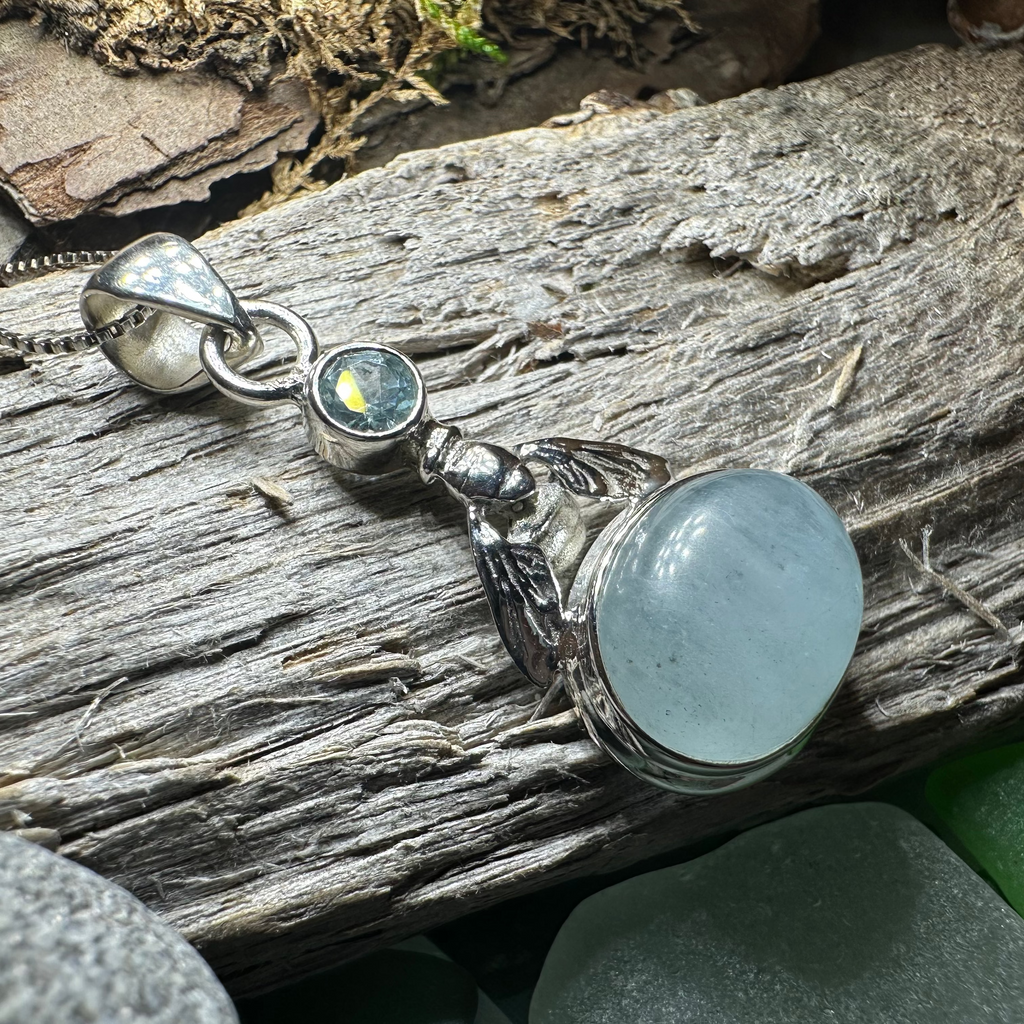 Bee Aquamarine Necklace