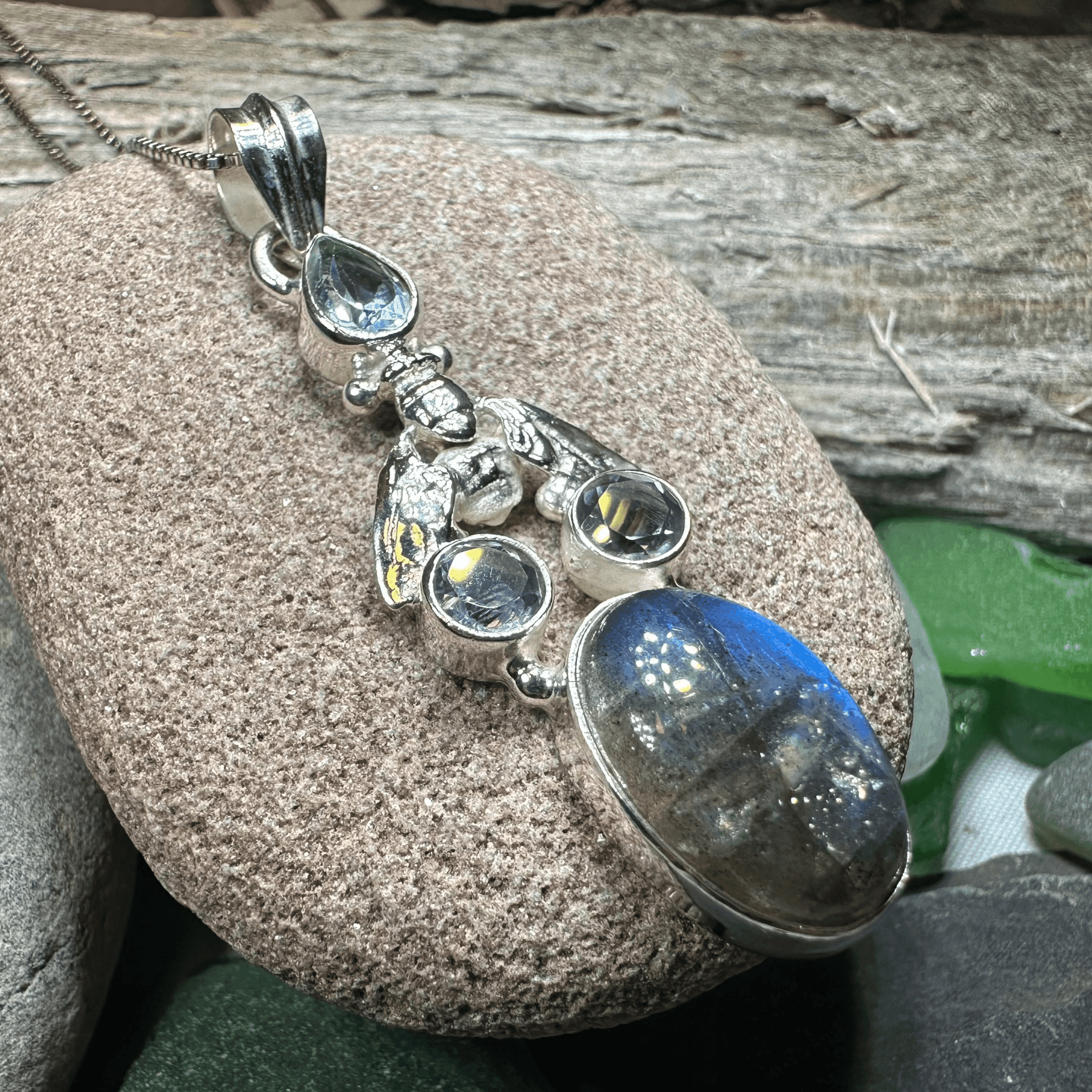 Fairy Dust Bee Necklace - 18